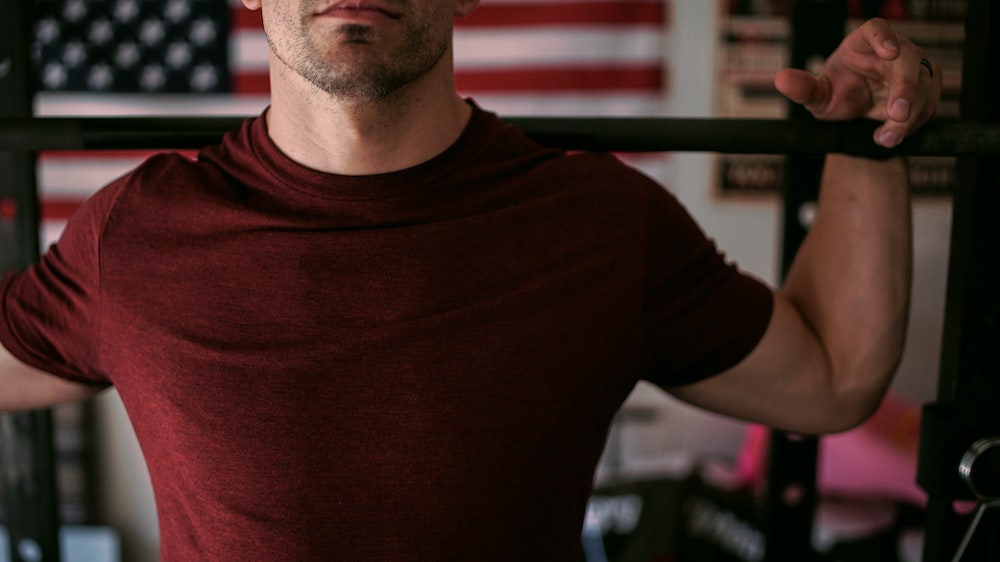 How To Find the Best Squat Rack and Barbell Combo