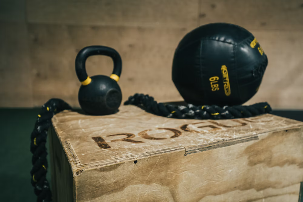 Top-10-Reasons-to-Use-Medicine-Balls