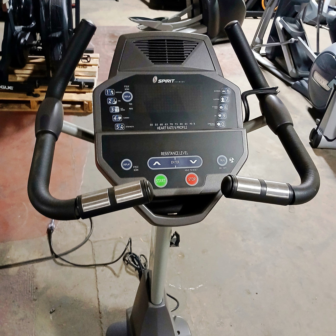 Spirit Fitness CU800 Upright Bike