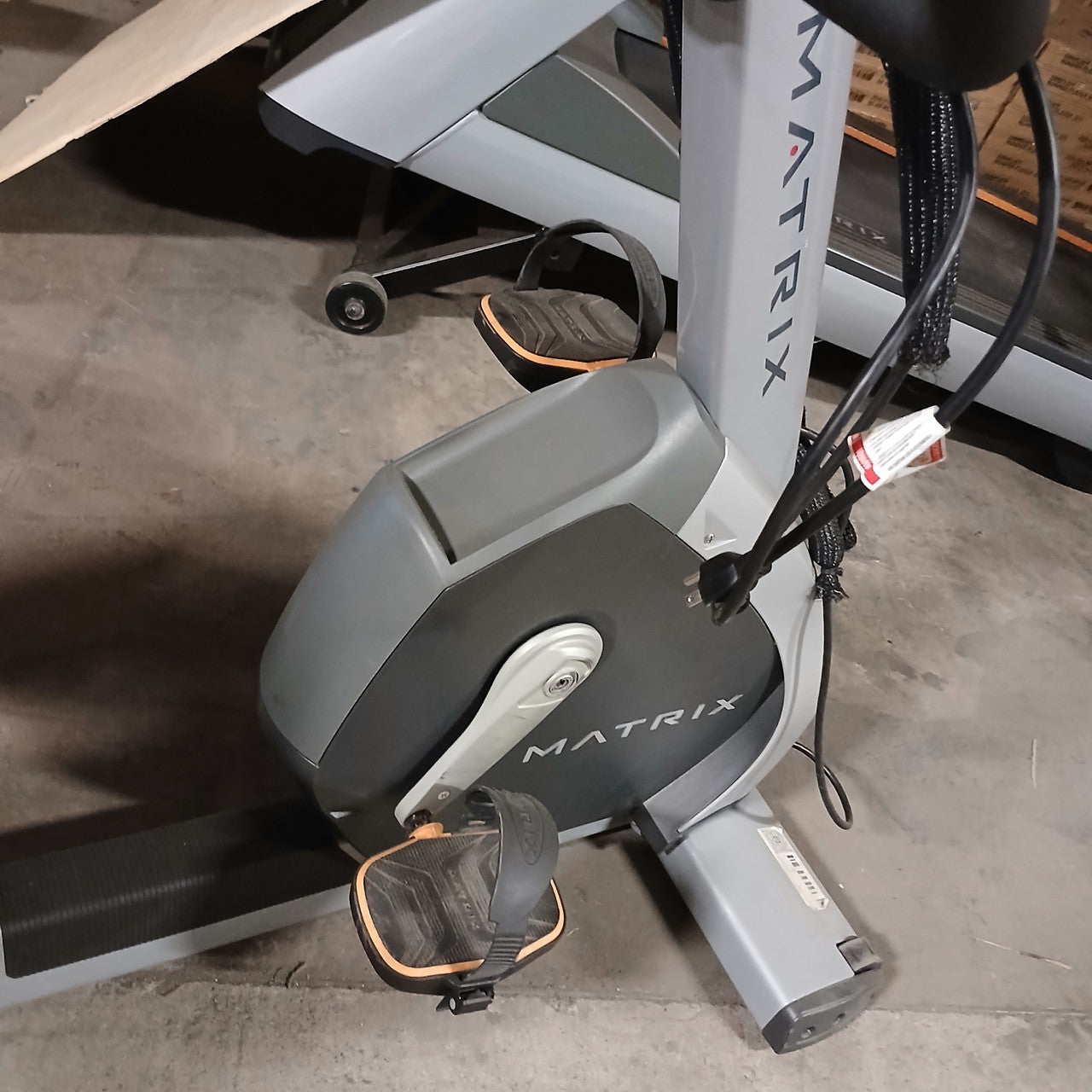Matrix R7xe Recumbent Bike