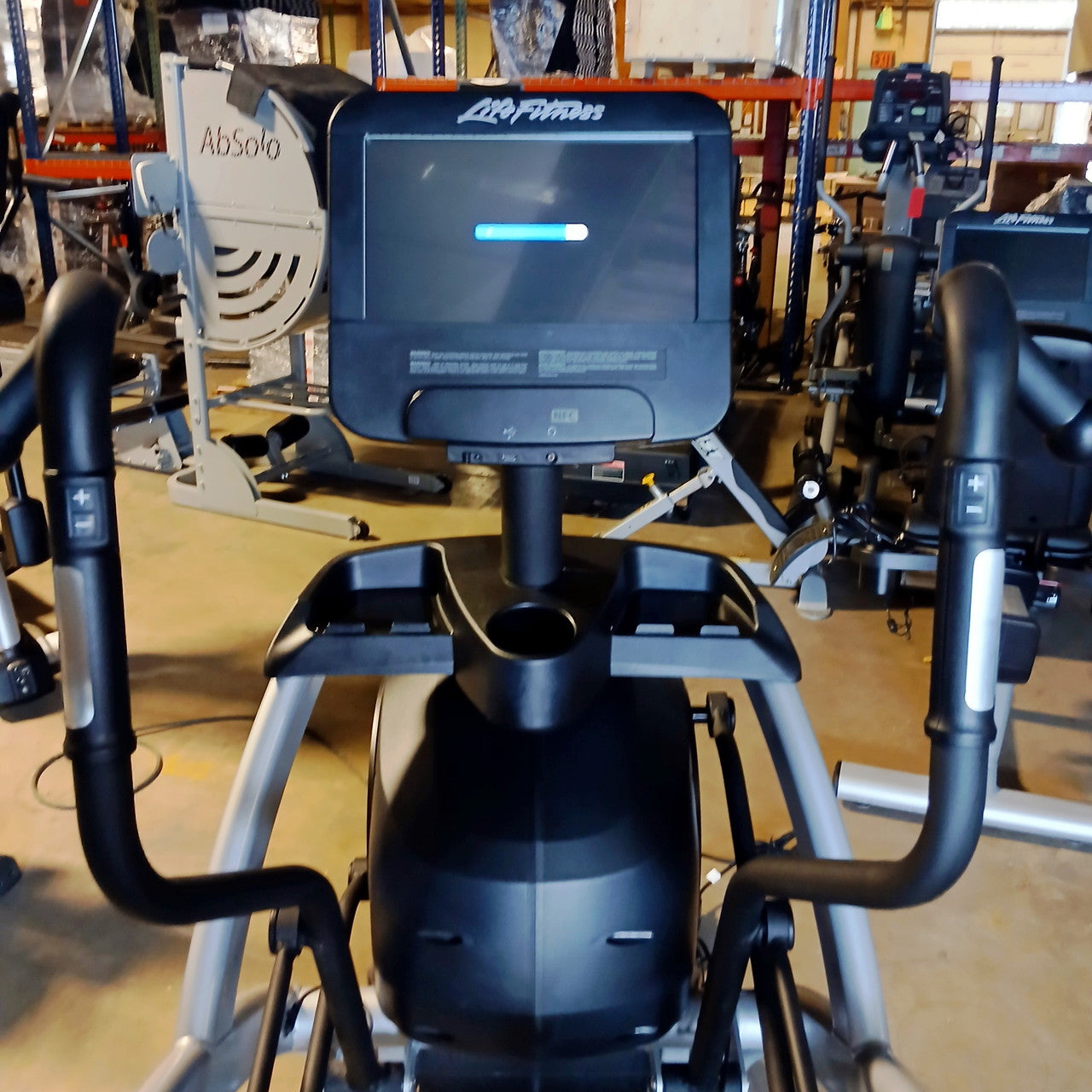 Life Fitness Discover SE3 HD Arc Trainer