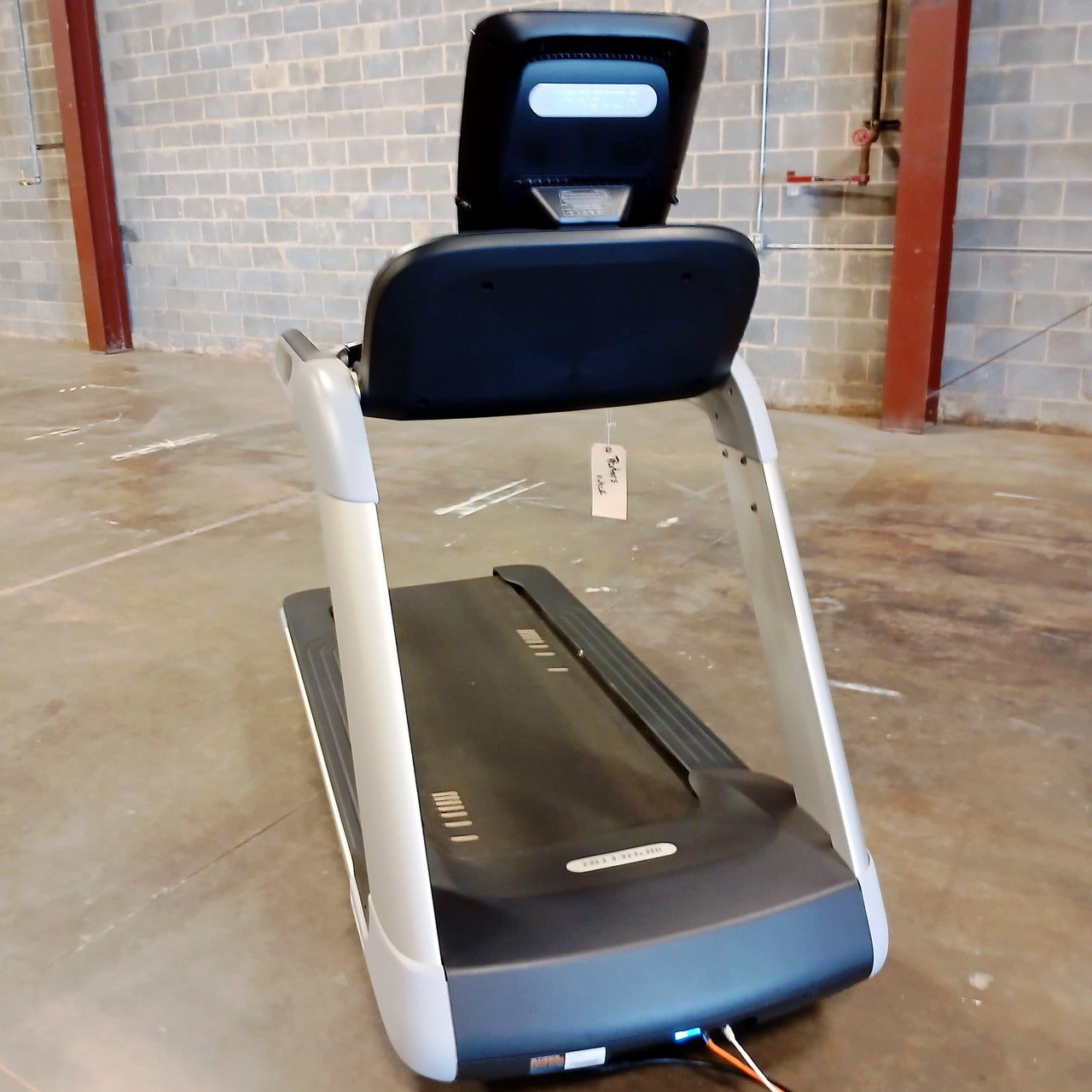 Precor TRM 885 Treadmill w/P82 Console