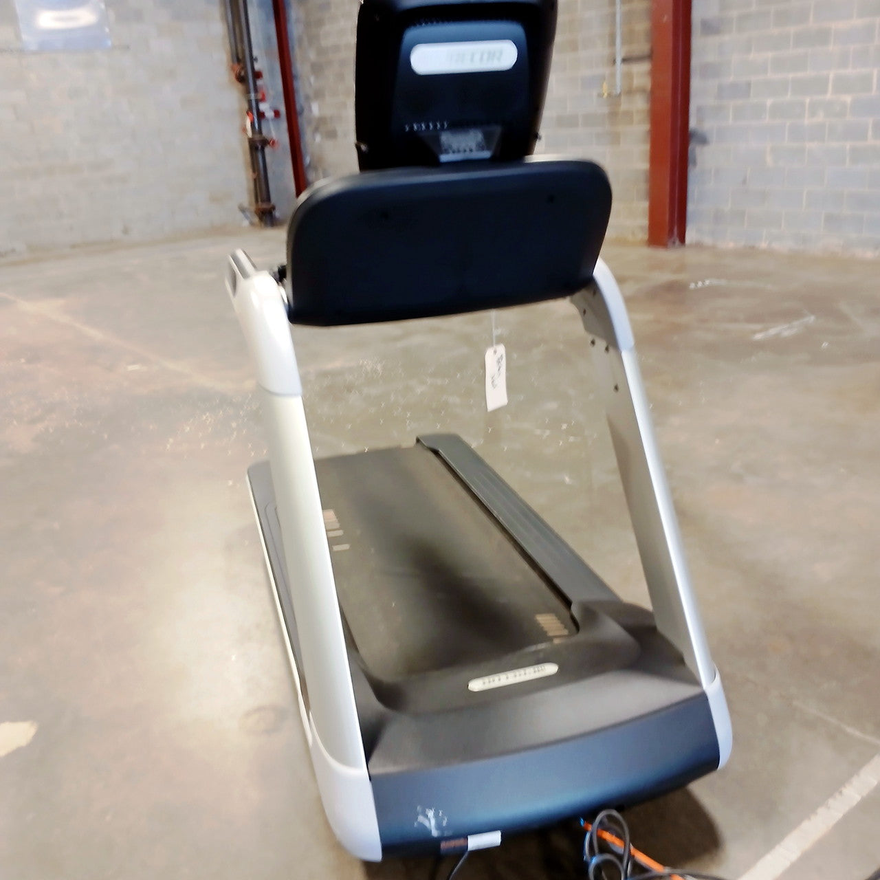 Precor TRM 885 Treadmill w/P82 Console