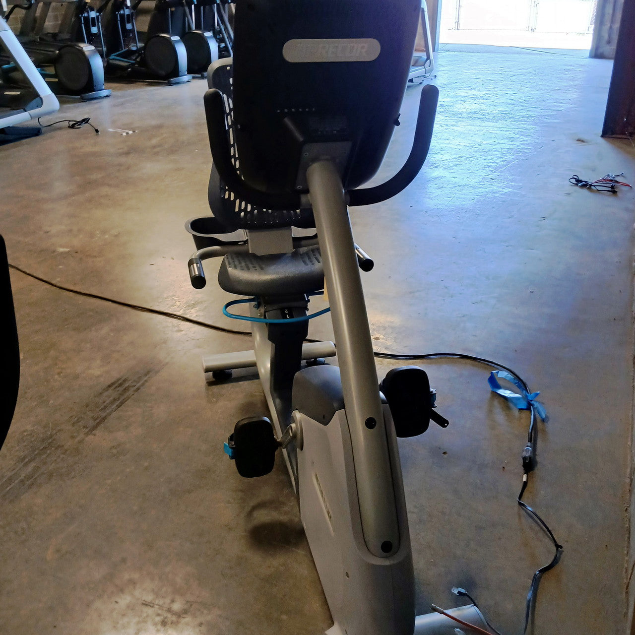 Precor RBK 885 Recumbent Bike w/ P82 Console