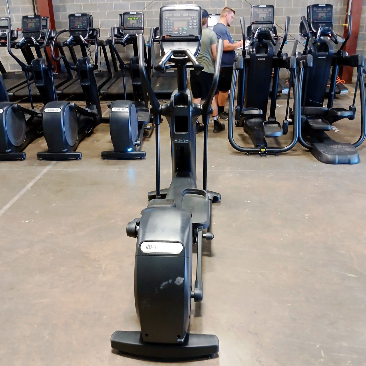 Precor EFX 835 Elliptical w/Converging Crossramp + p31 Console