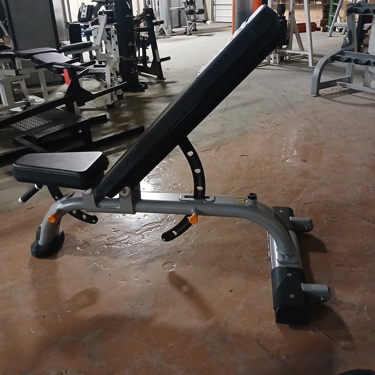 Precor VBR6117 Flat-Incline-Decline Bench