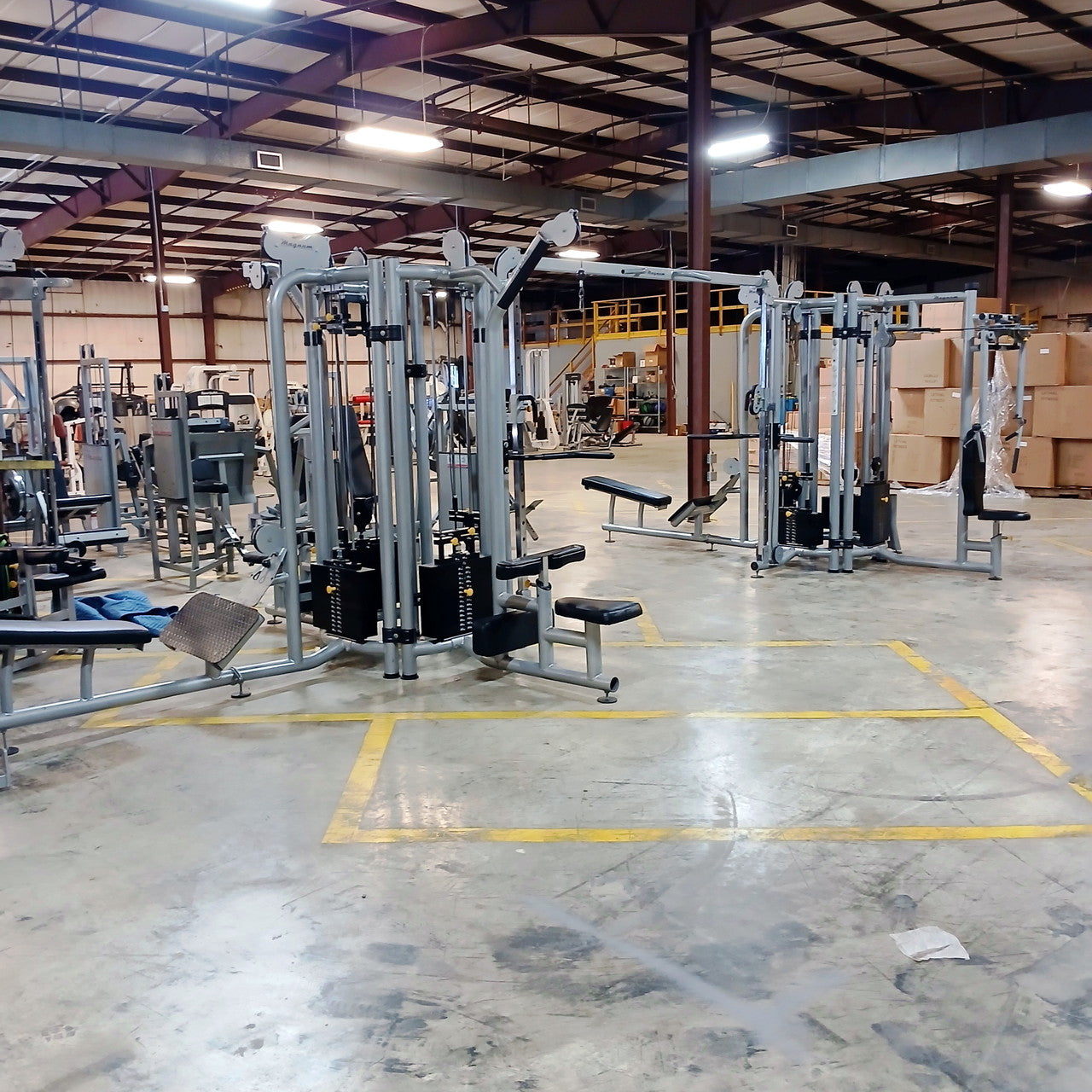 Classic Magnum 8-Stack Multi-Jungle with Pec Fly/Rear Delt