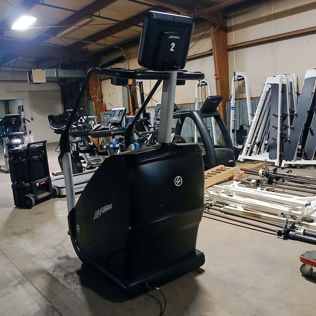 Life Fitness PowerMill Integrity w/ X console