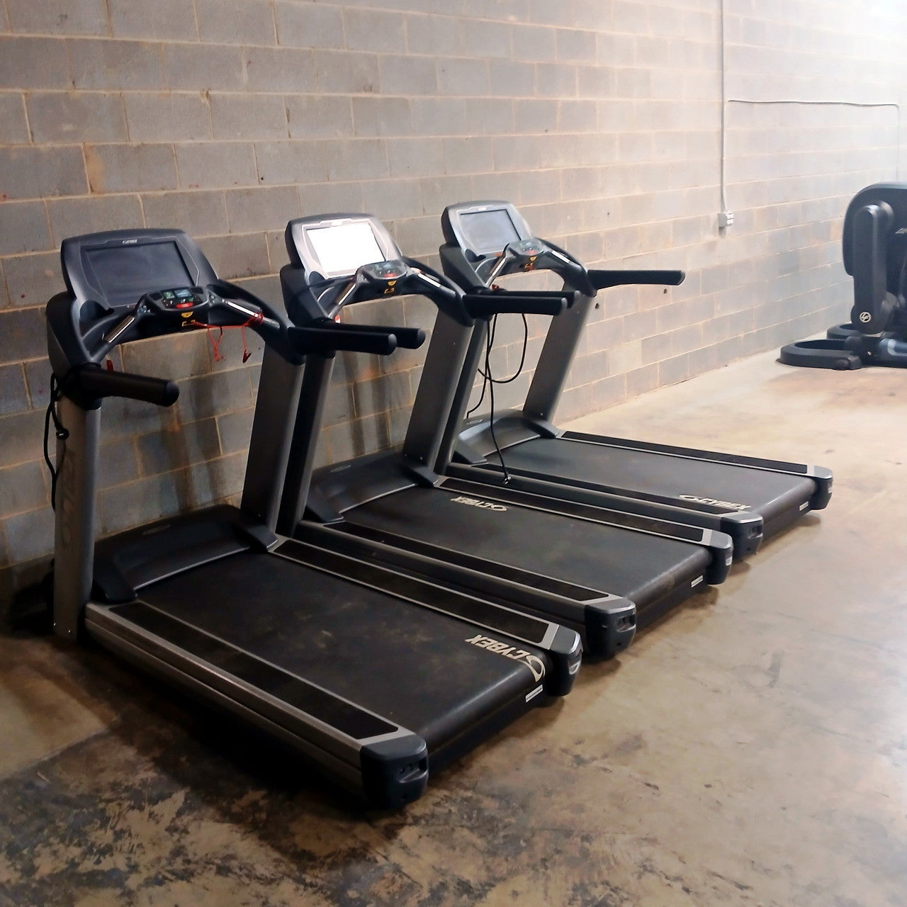 Cybex 625T Treadmill Package – 3 Commercial Treadmills w/ E3 Consoles