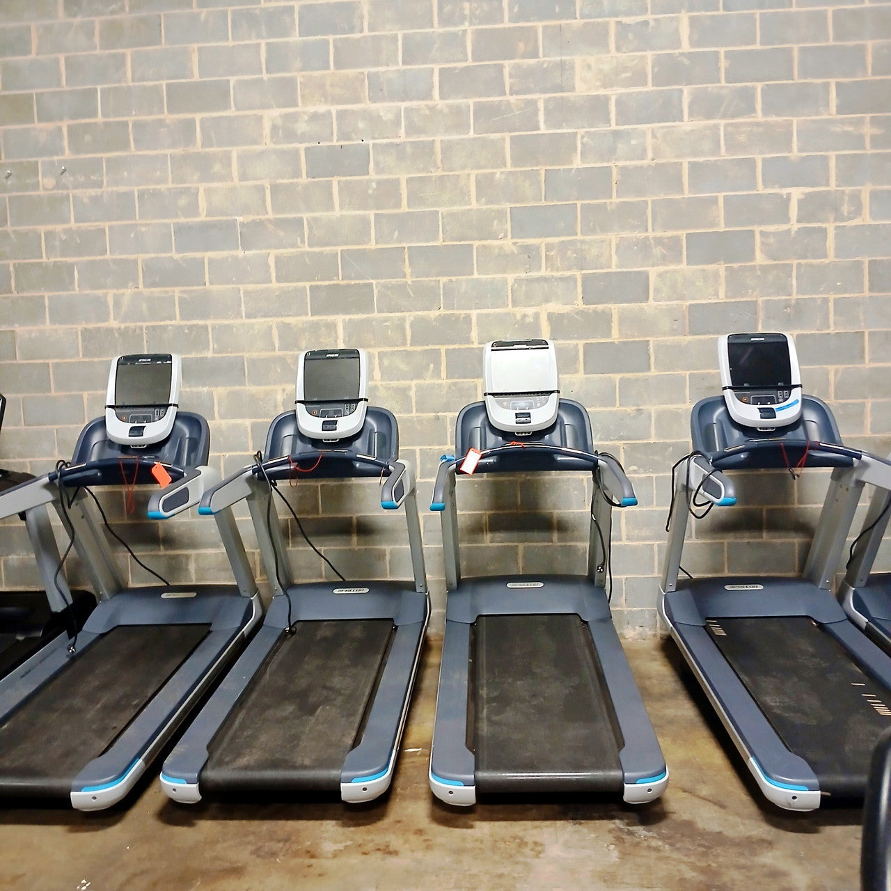 Precor TRM 885 Treadmill Package – 4 Commercial Treadmills w/ P80 Touchscreen Consoles