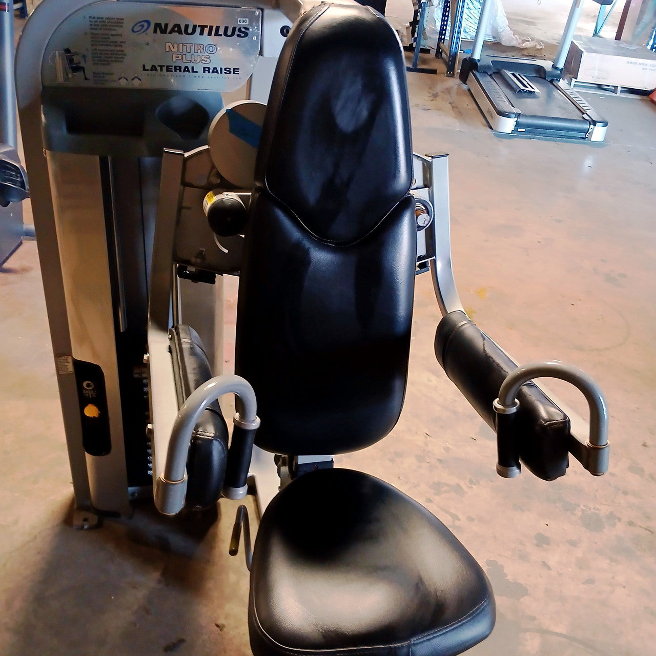 Nautilus Nitro Plus Lateral Raise