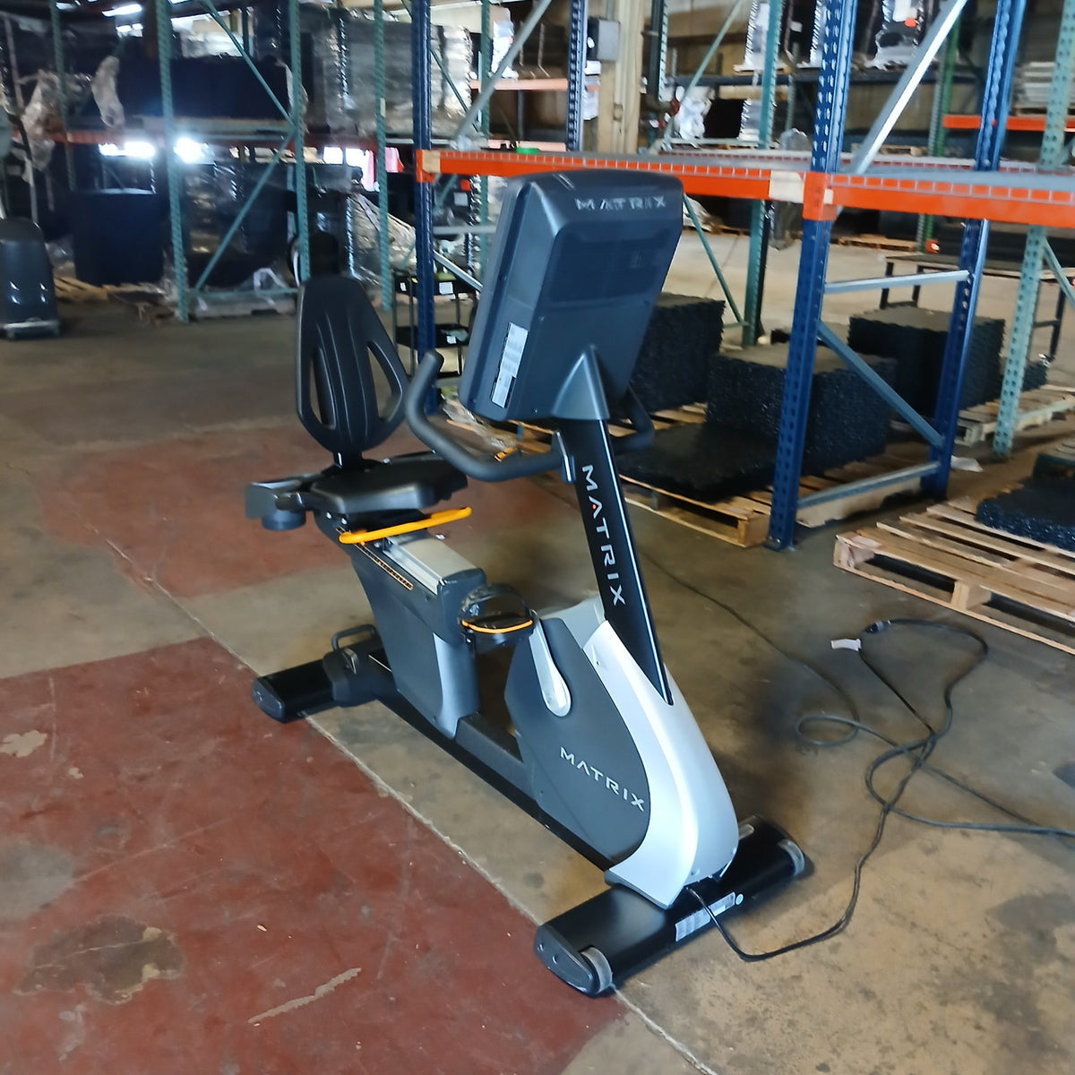 Matrix Performance Recumbent Cycle w/ Premium Led Console