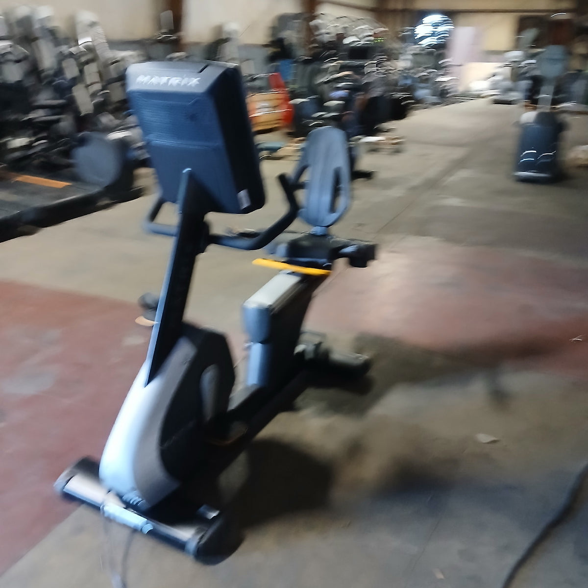 Matrix Performance Recumbent Cycle w/ Premium Led Console