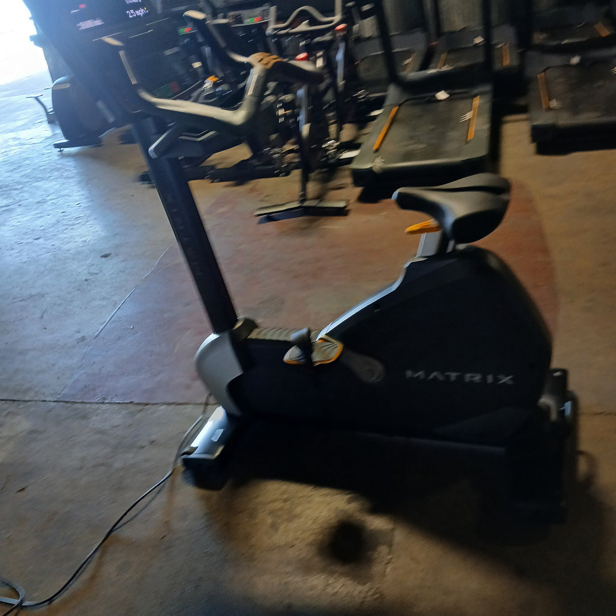 Performance Upright Cycle w/ Premium Led Console
