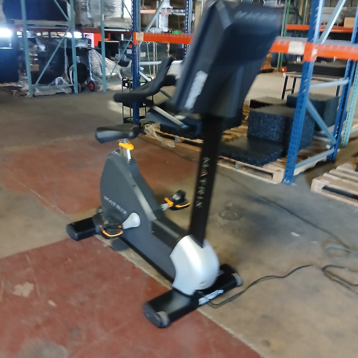 Performance Upright Cycle w/ Premium Led Console