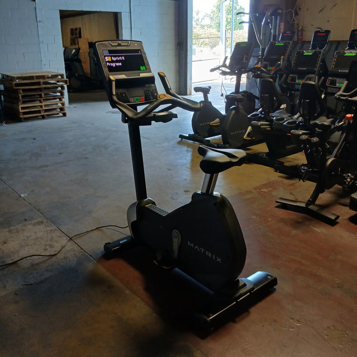 Performance Upright Cycle w/ Premium Led Console