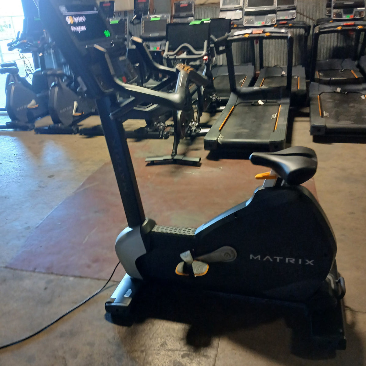 Performance Upright Cycle w/ Premium Led Console