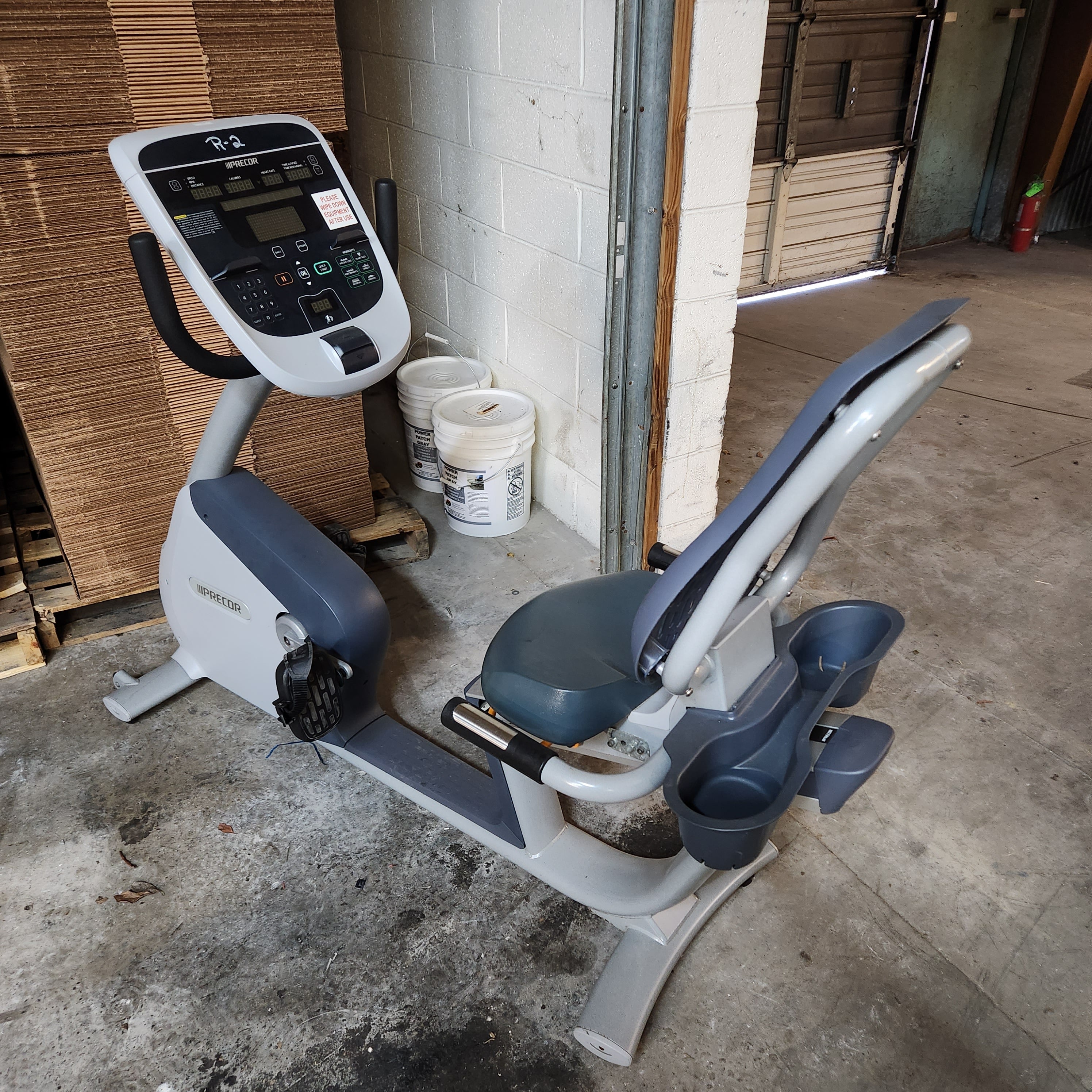 Precor Recumbent Bike RBK 885/845/835/825/815 Commercial Grade Precor Recumbent Bike RBK 885/845/835/825/815 Commercial Grade