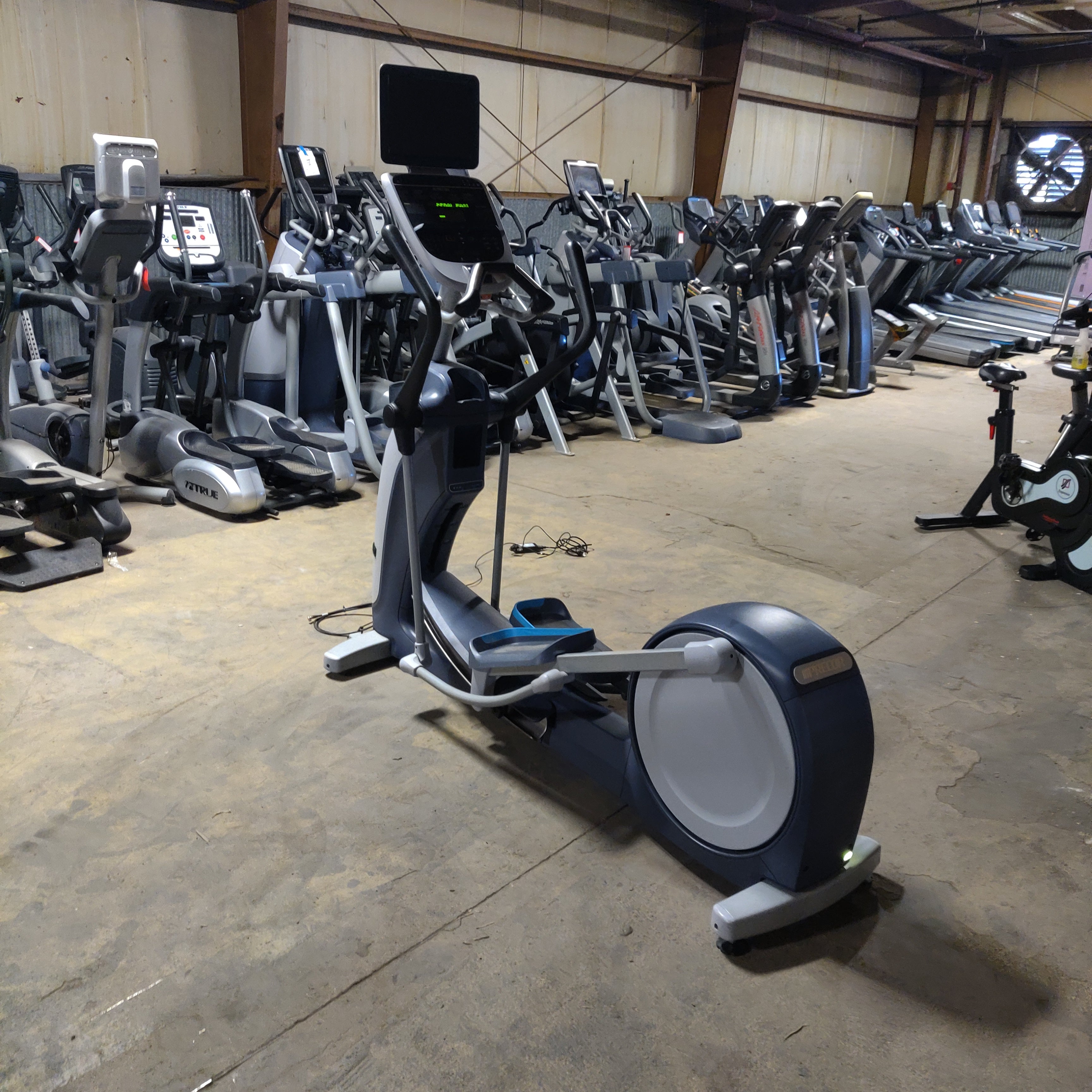 Elliptical Efx Elliptical Similar To Precor Precor EFX 833