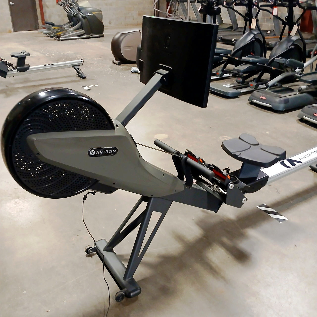 Aviron Tough Series- Strong Rower
