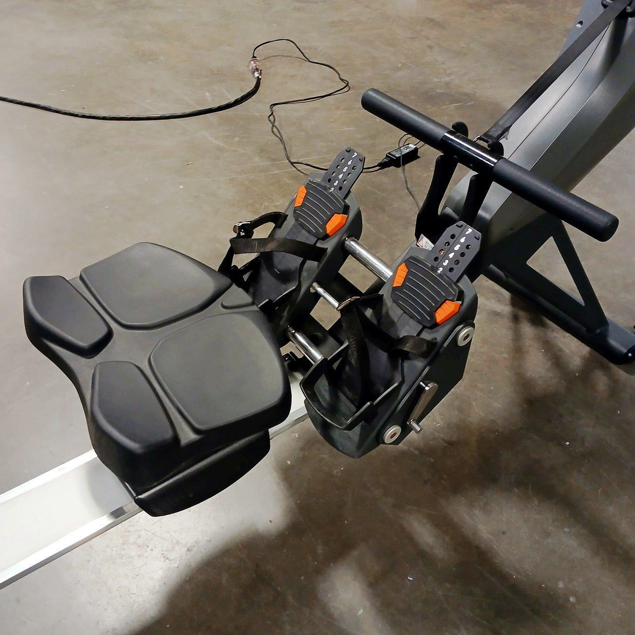 Aviron Tough Series- Strong Rower