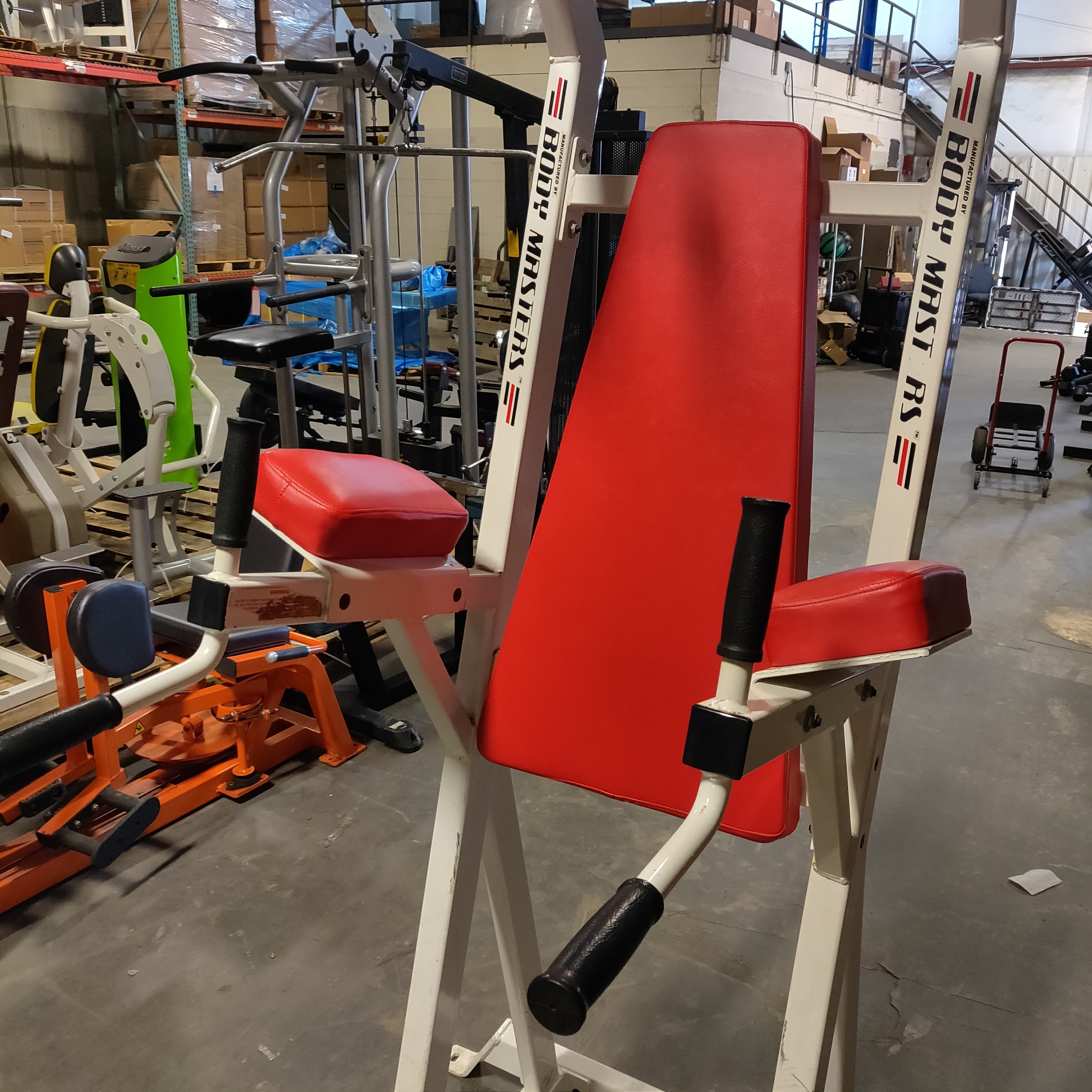 Body Masters Vertical Knee Raise, Dip, Pull-Up Station