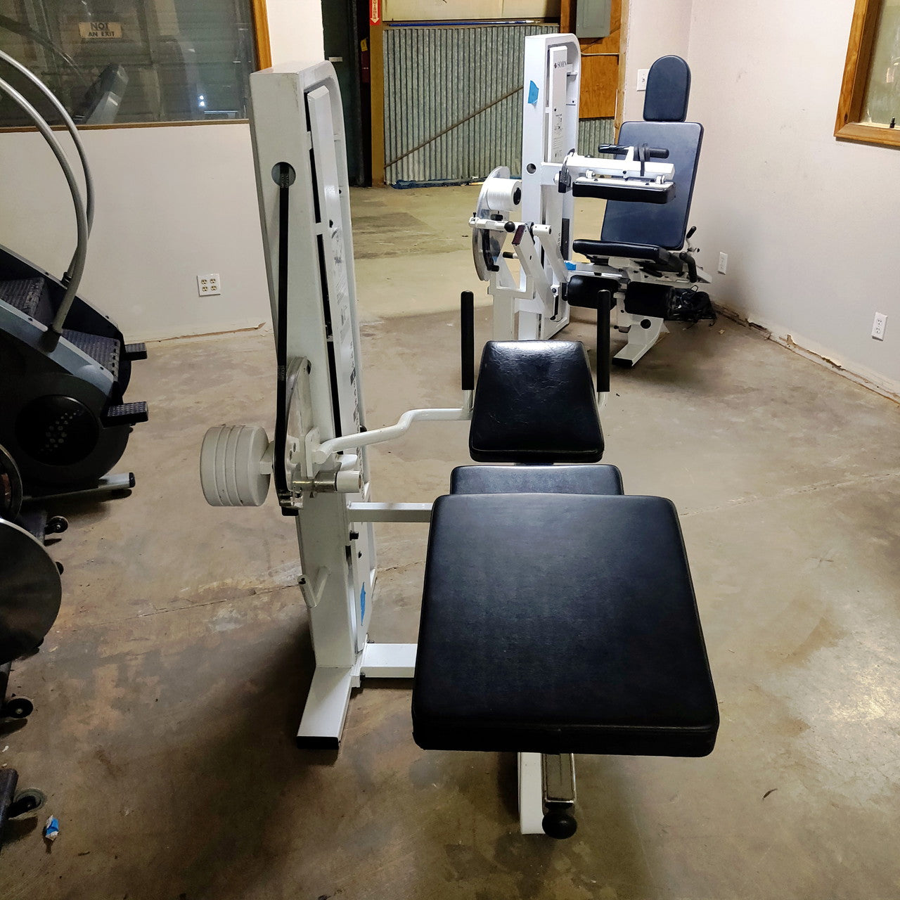 Sohn 7 Piece Strength Circuit Cable Tower/Leg Extension/Leg Curl/Ab/Lateral Raise/Bicep Curl/Chest Press