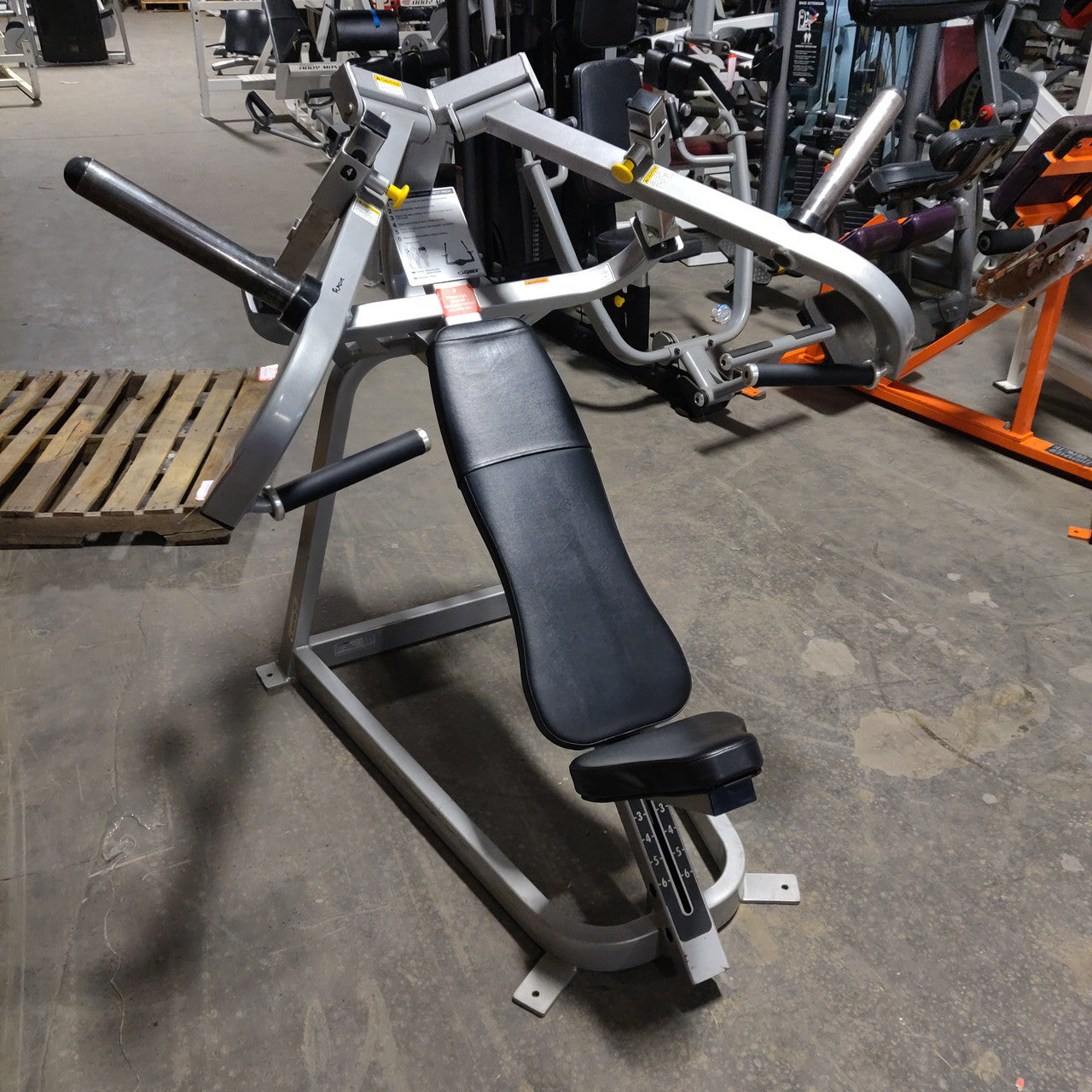 Cybex Converging Incline Chest Press Plate Loaded