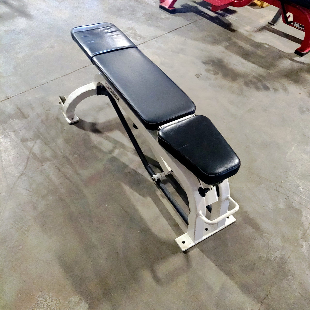 Cybex Fully Adjustable Weight Bench 0-90 Degree