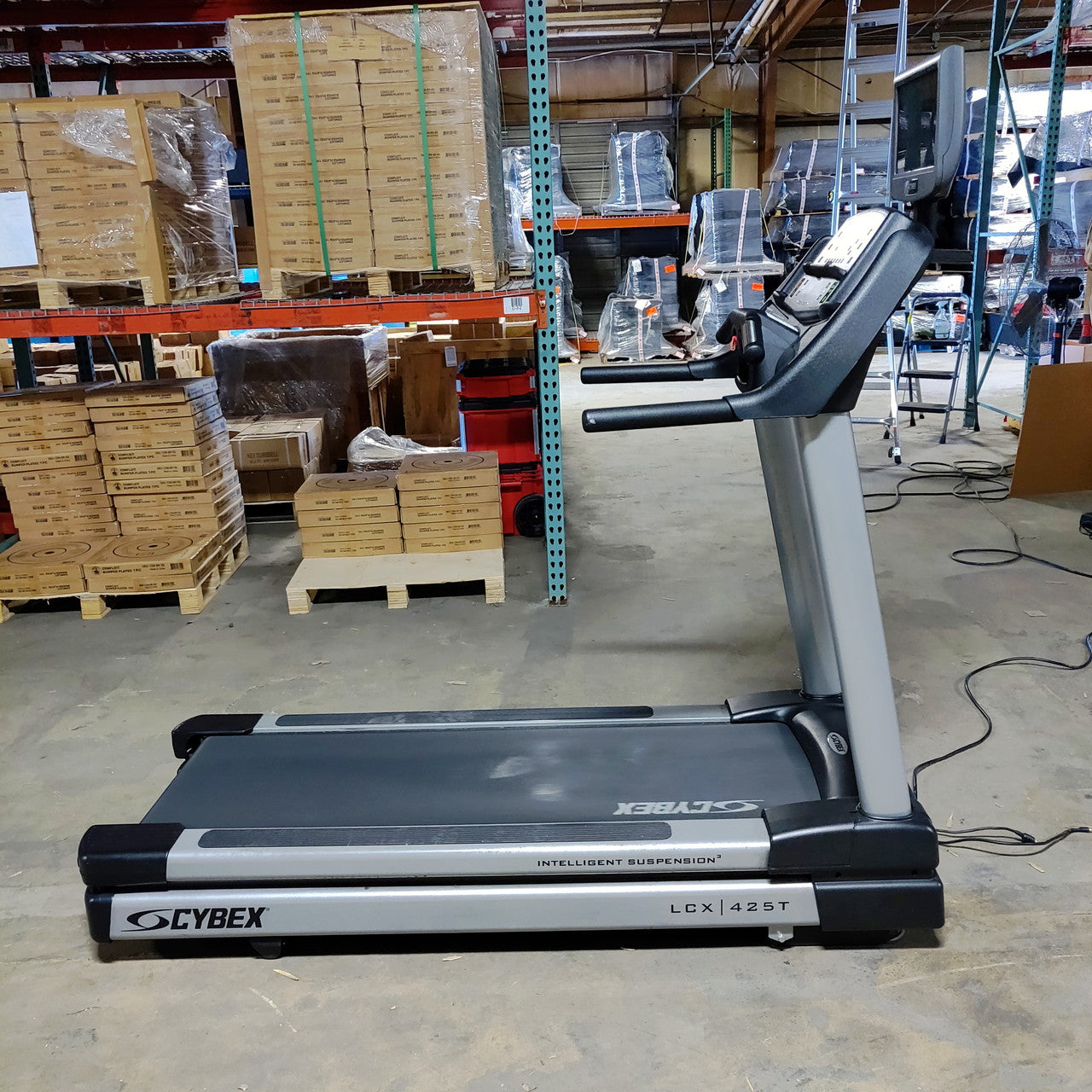 cybex 400t treadmill Cybex Treadmill 425T LCX Model Commercial Grade