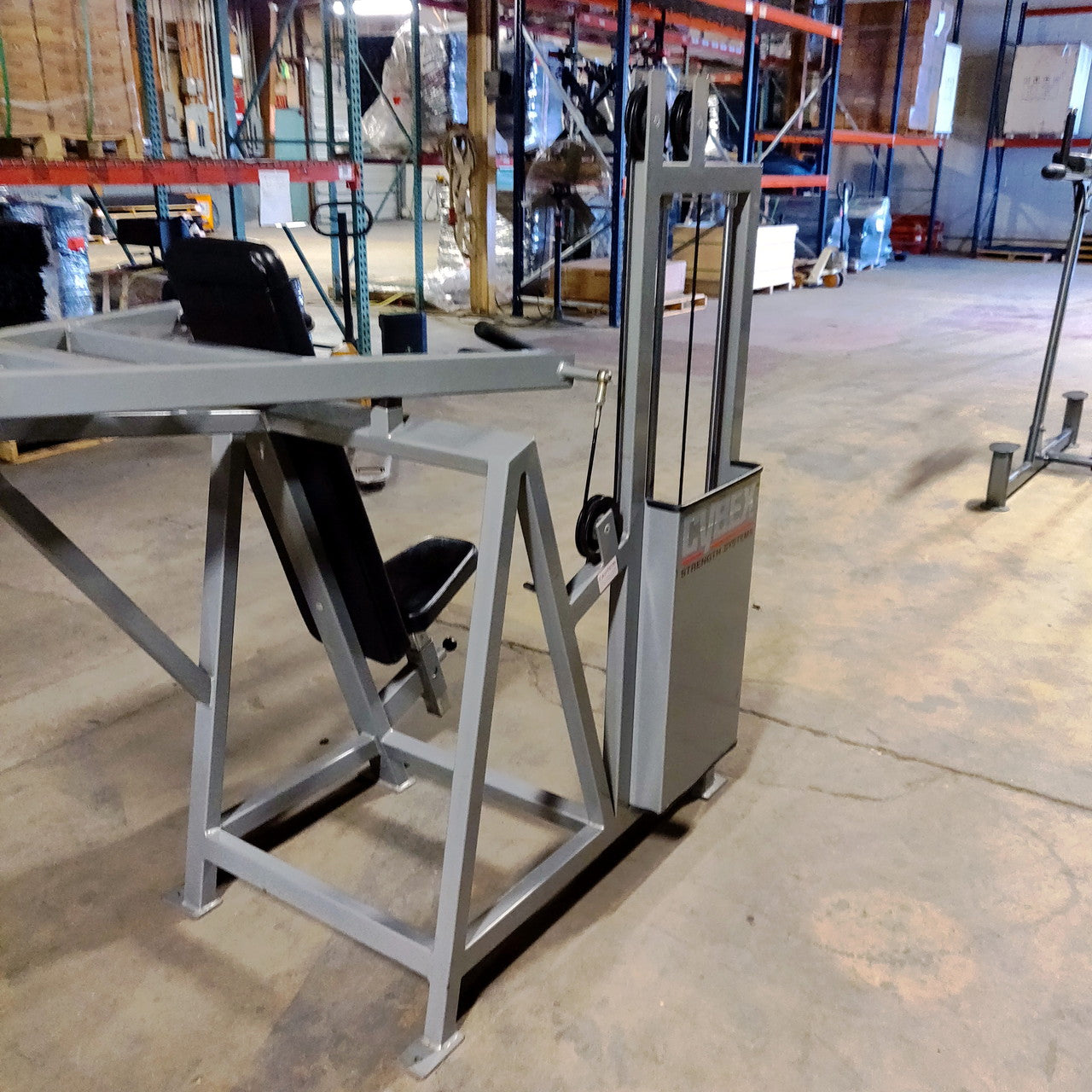 Cybex VR 4025 Shoulder Press