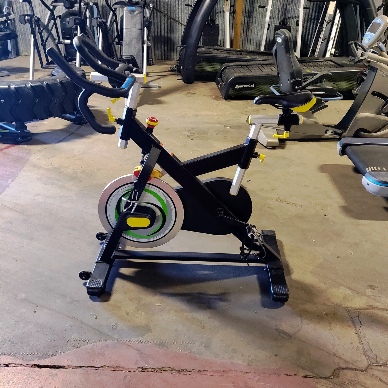 Green Series 6000 Light Commercial Indoor Cycle