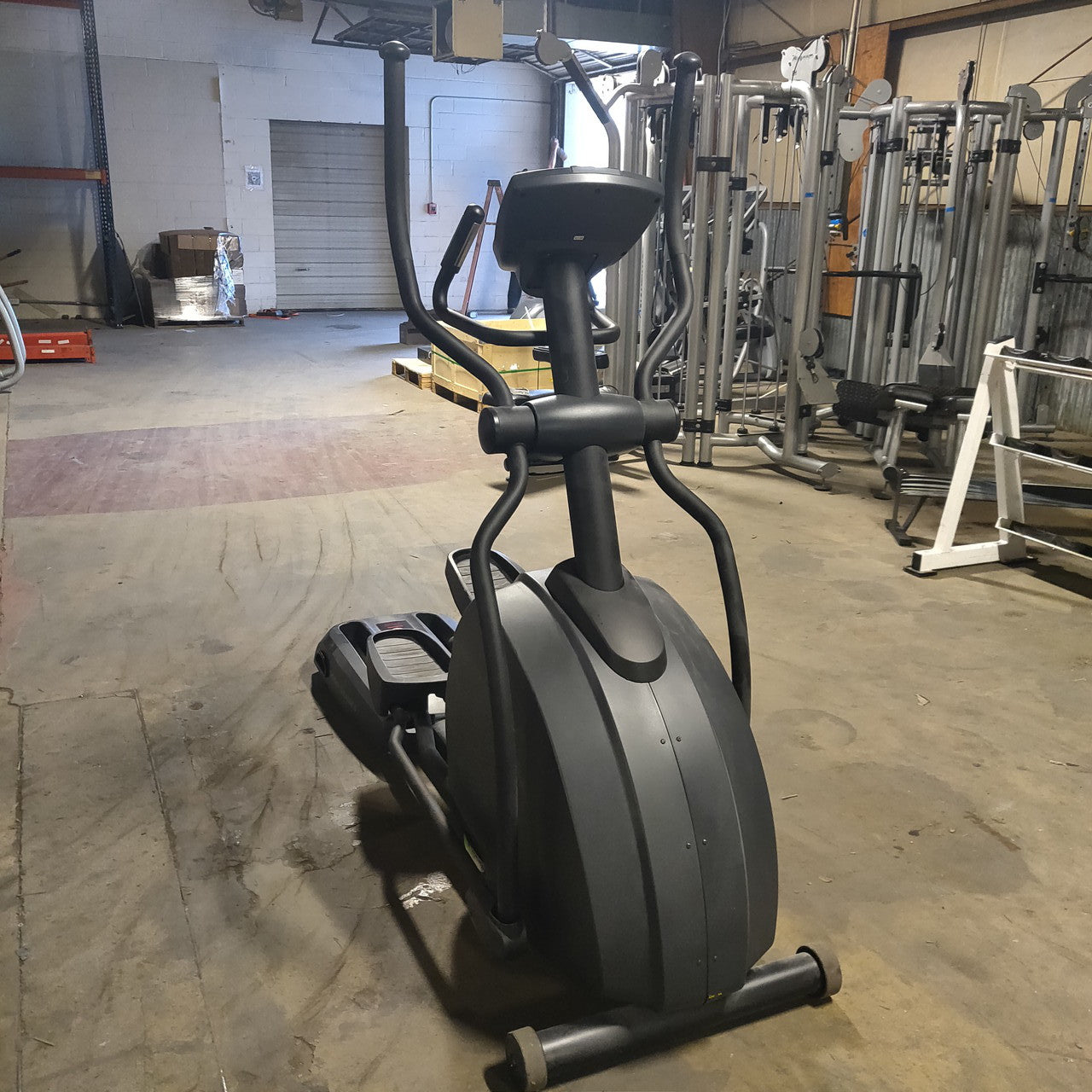 Green Series Elliptical EL 6000 Light Commercial Grade Elliptical