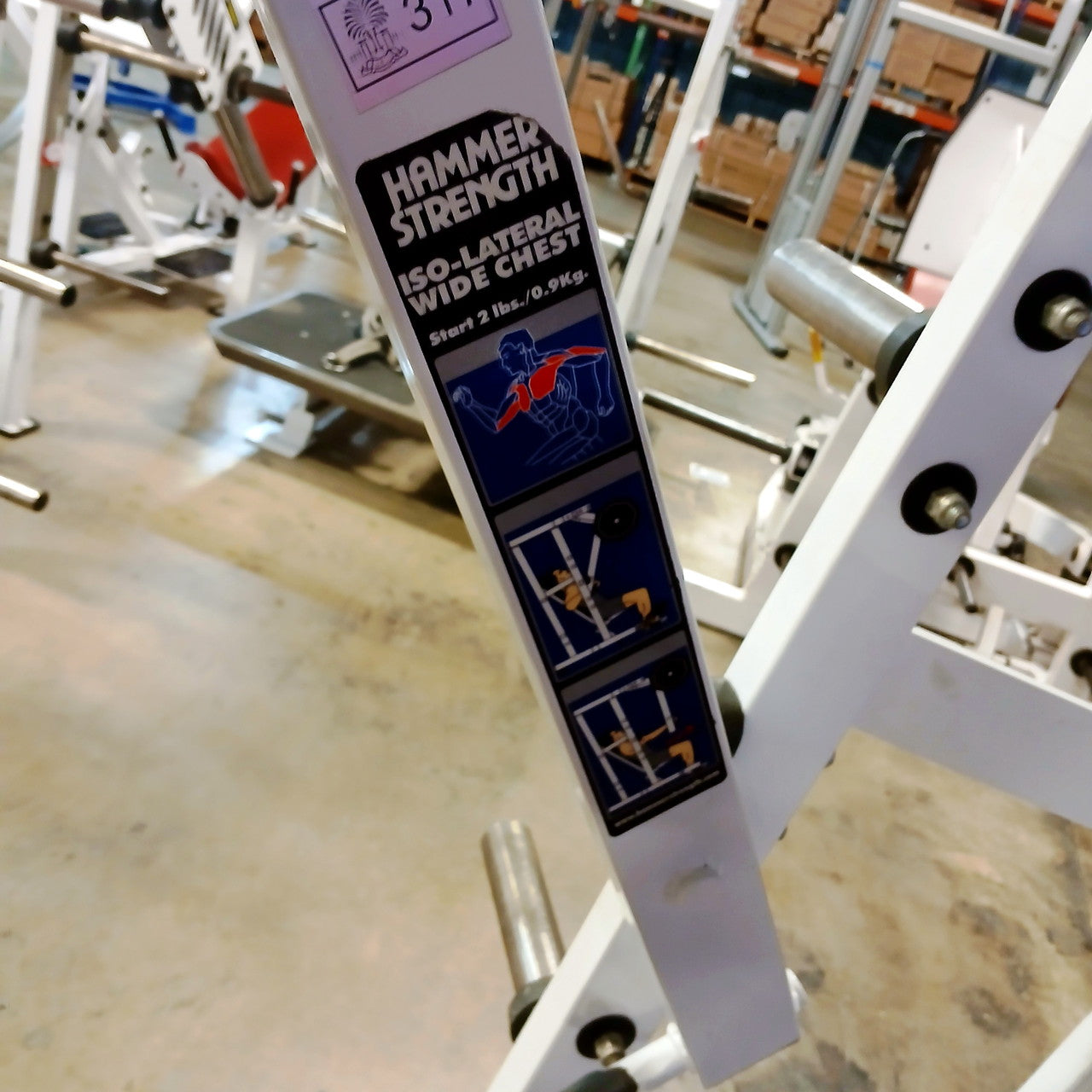 Hammer Strength Iso-Lateral Wide Chest
