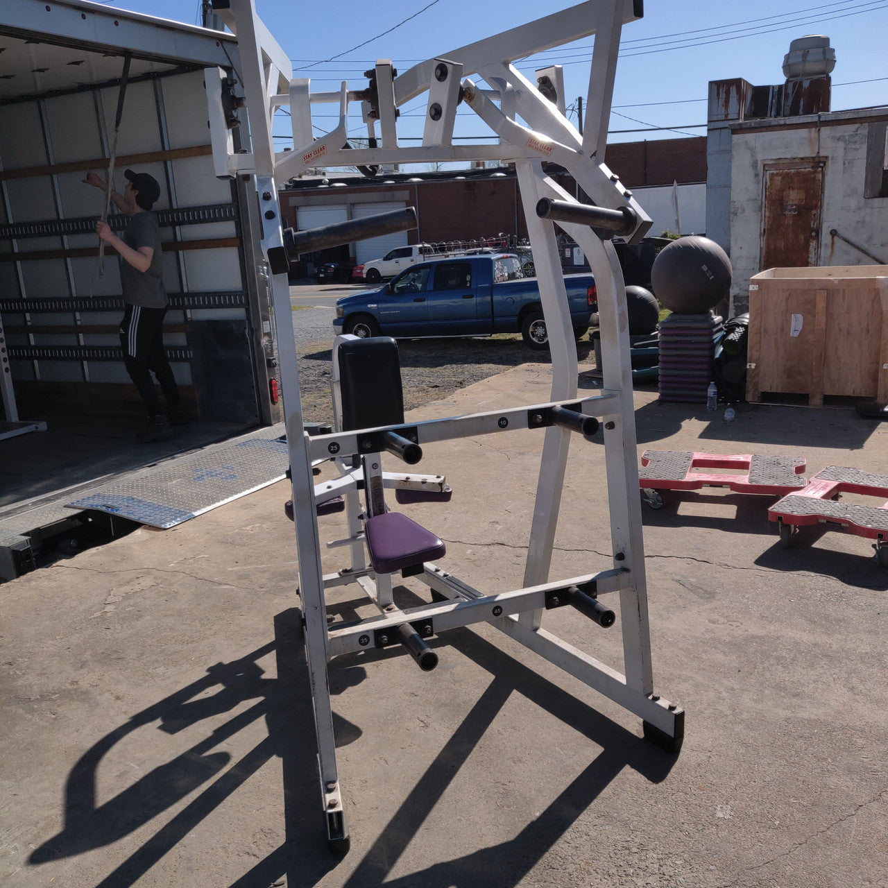 Hammer Strength Plate Loaded Iso-Lateral High Row