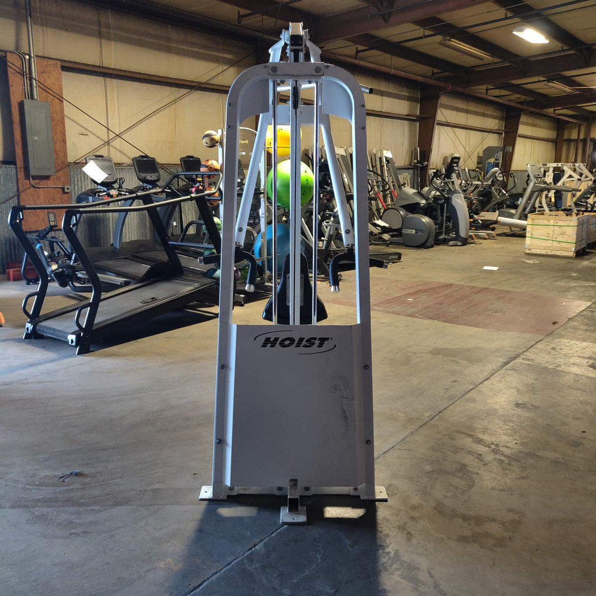 Hoist HD-2300 Mid Row / Lat Pulldown – Dual-Function Commercial Back Strength Machine