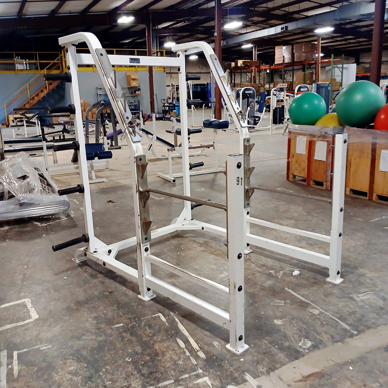 Hoist Ladder Squat Rack