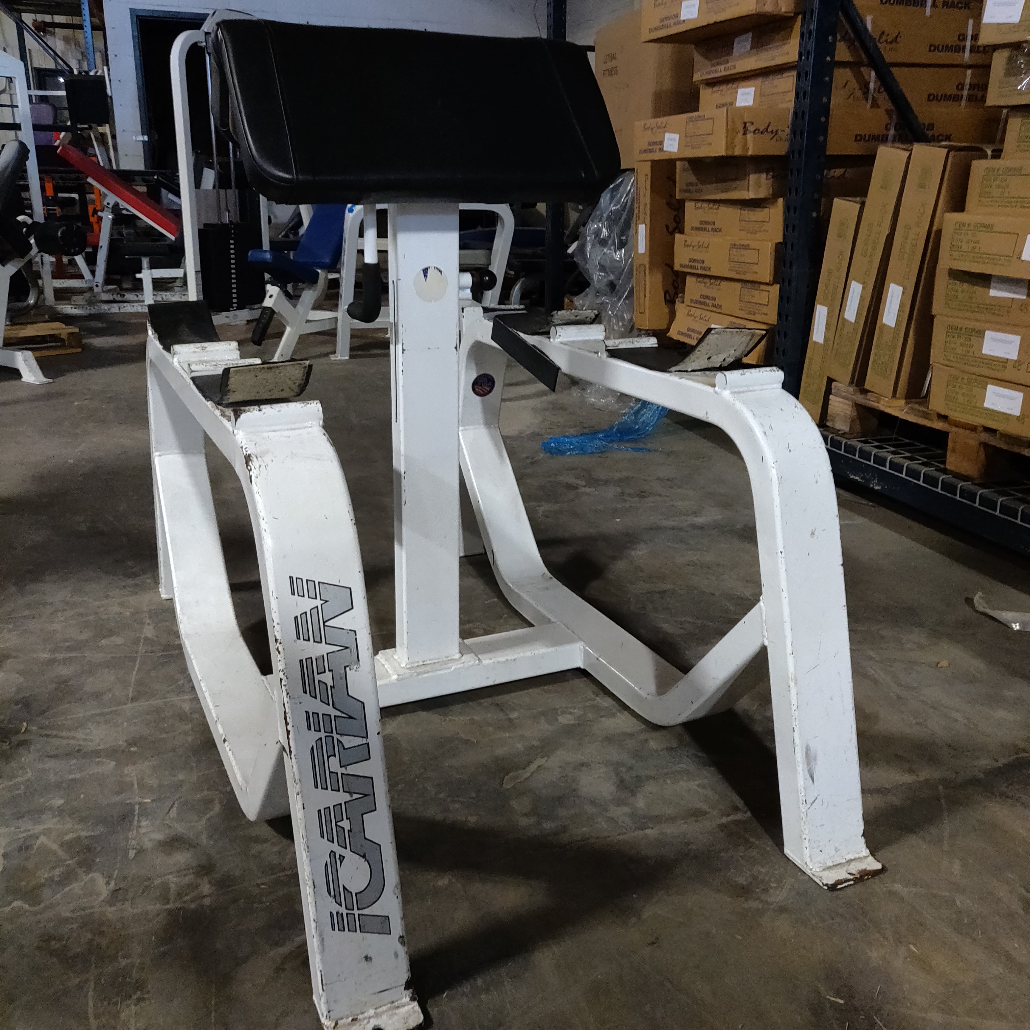 ICARIAN Standing Preacher Curl