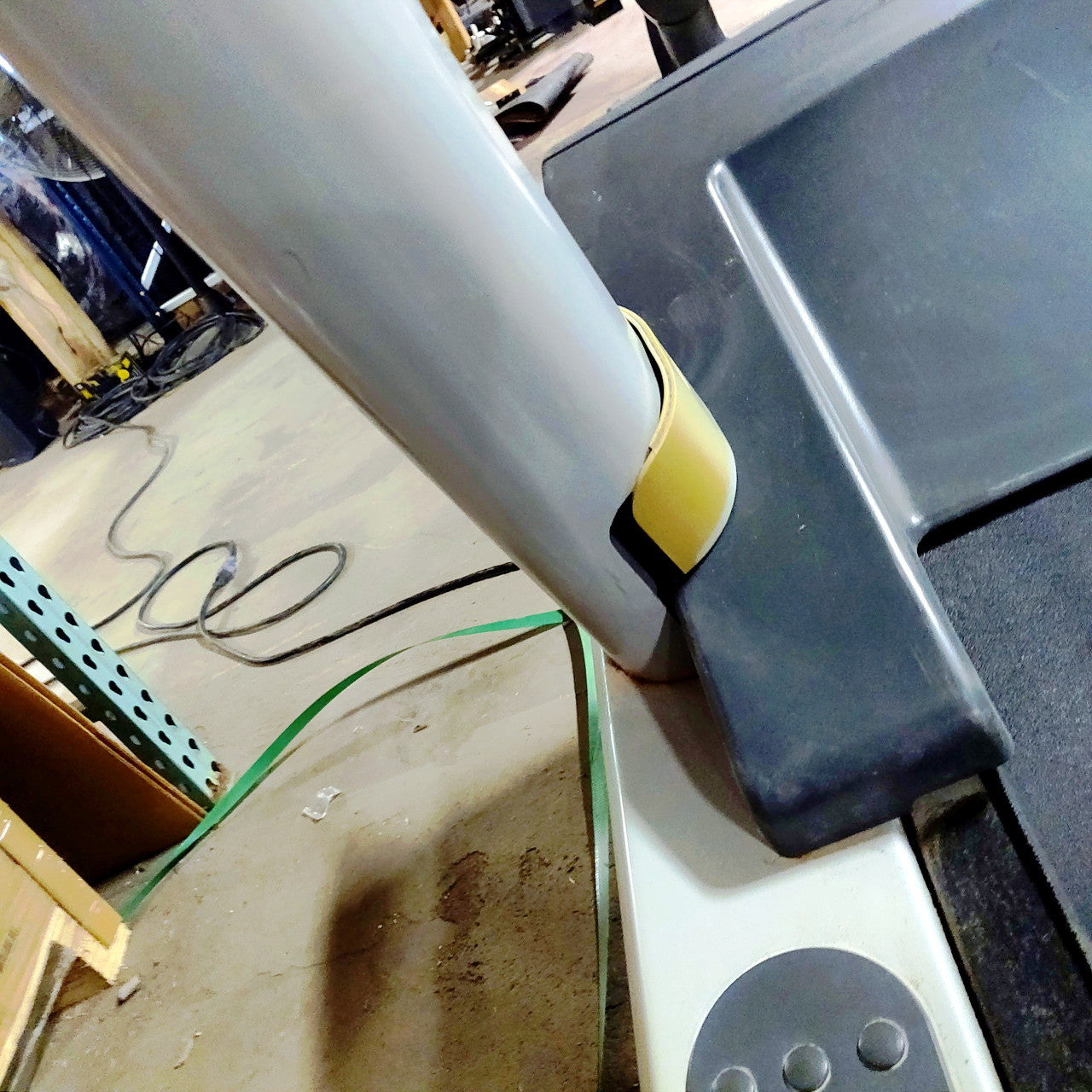 Life Fitness Integrity Series Treadmill CLST