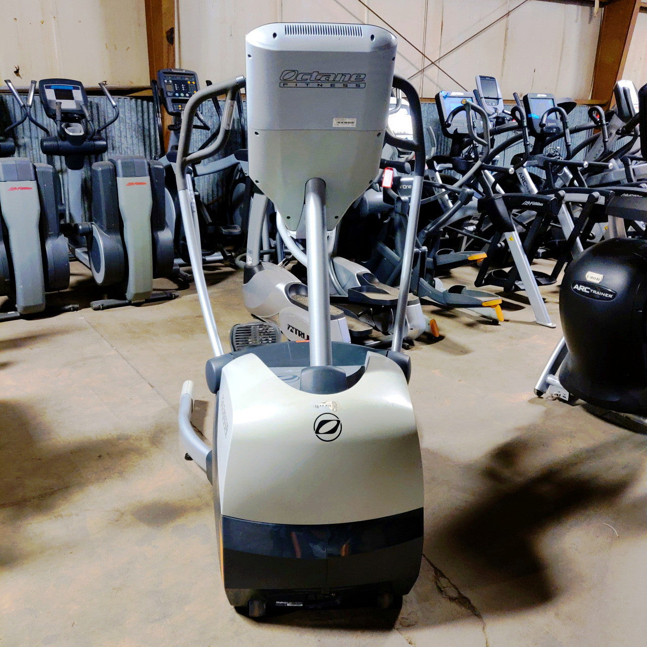 Octane LX8000 Lateral Trainer