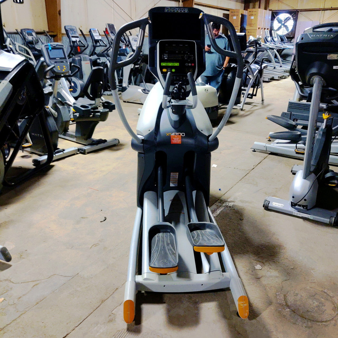 Octane Fitness XT4700 Elliptical w/Smart Console