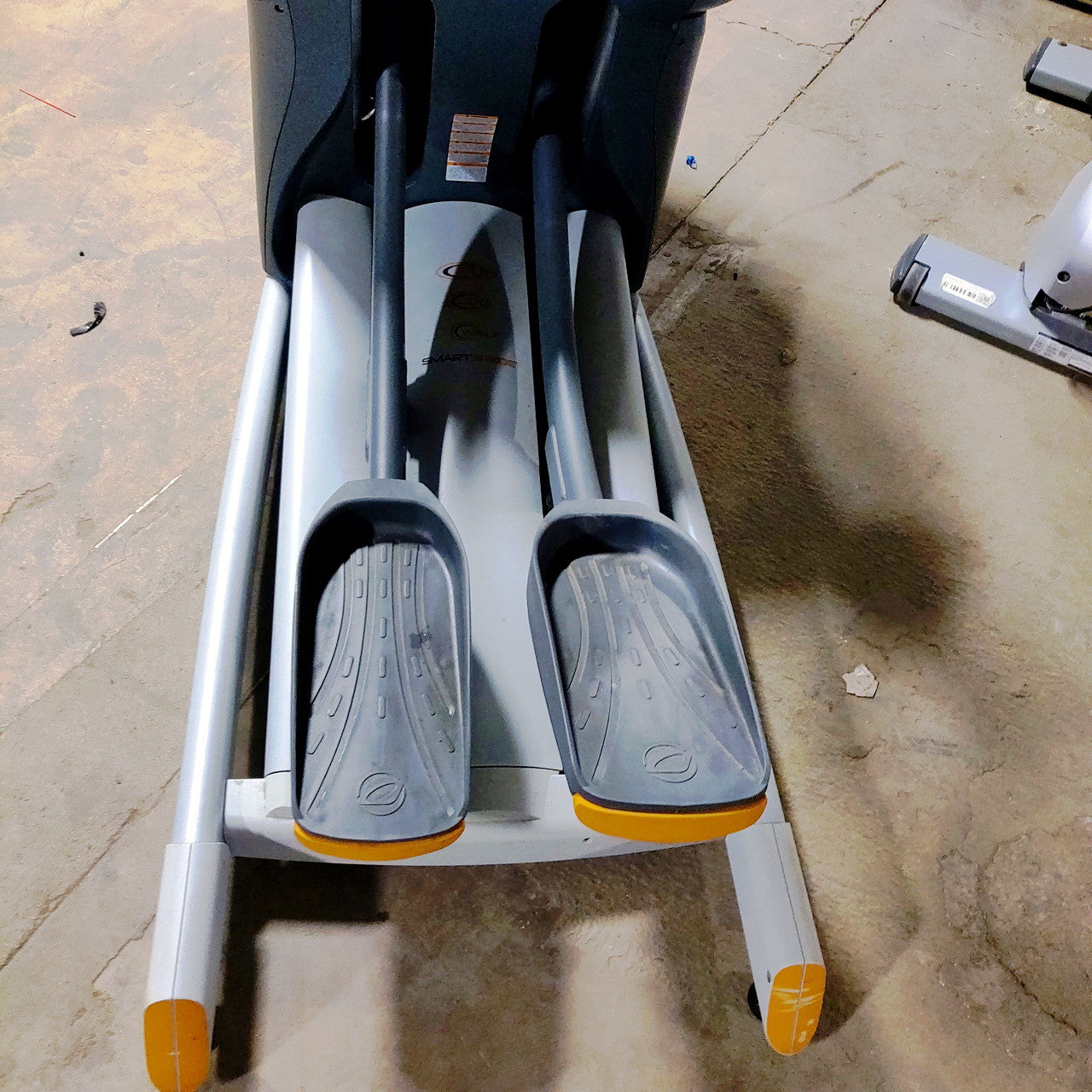 Octane Fitness XT4700 Elliptical w/Smart Console