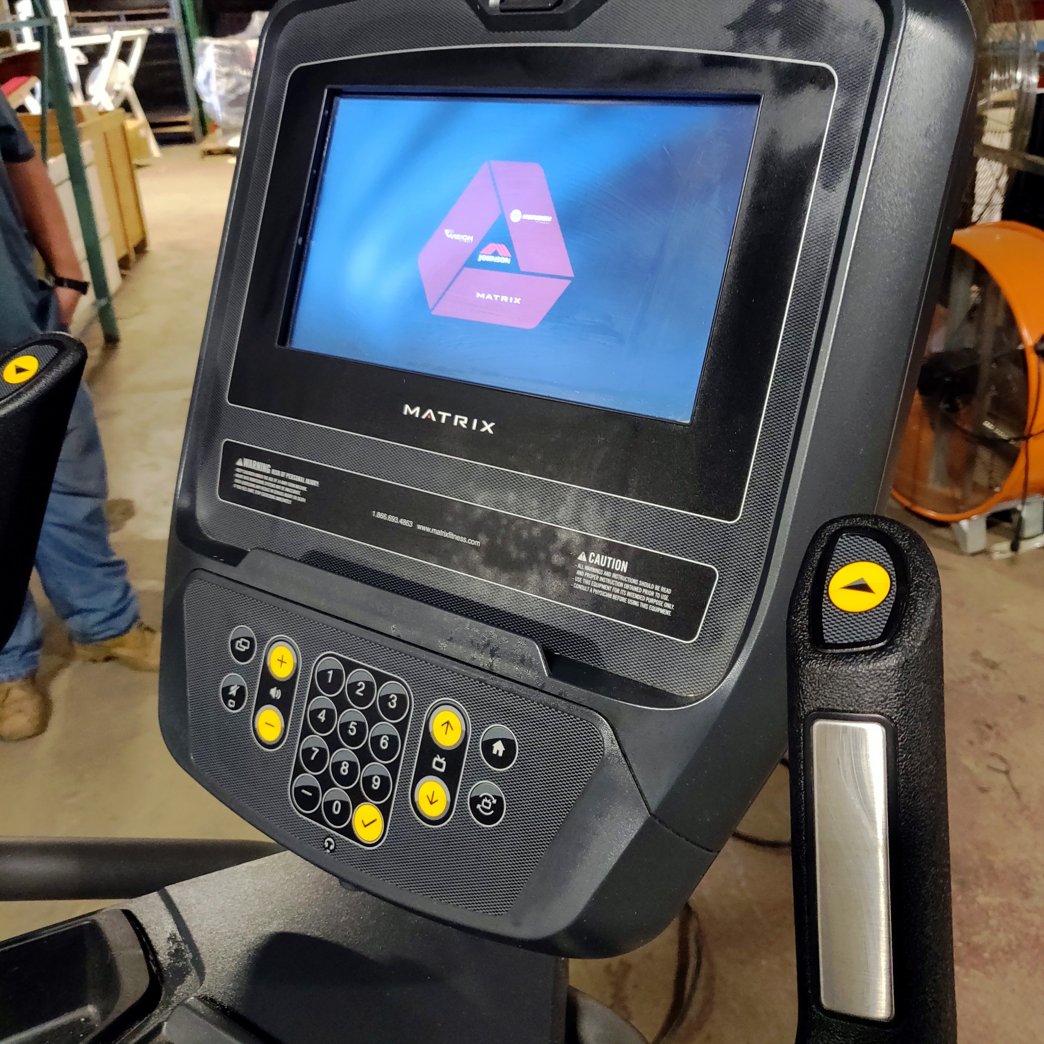 Matrix U7xi Upright Bike