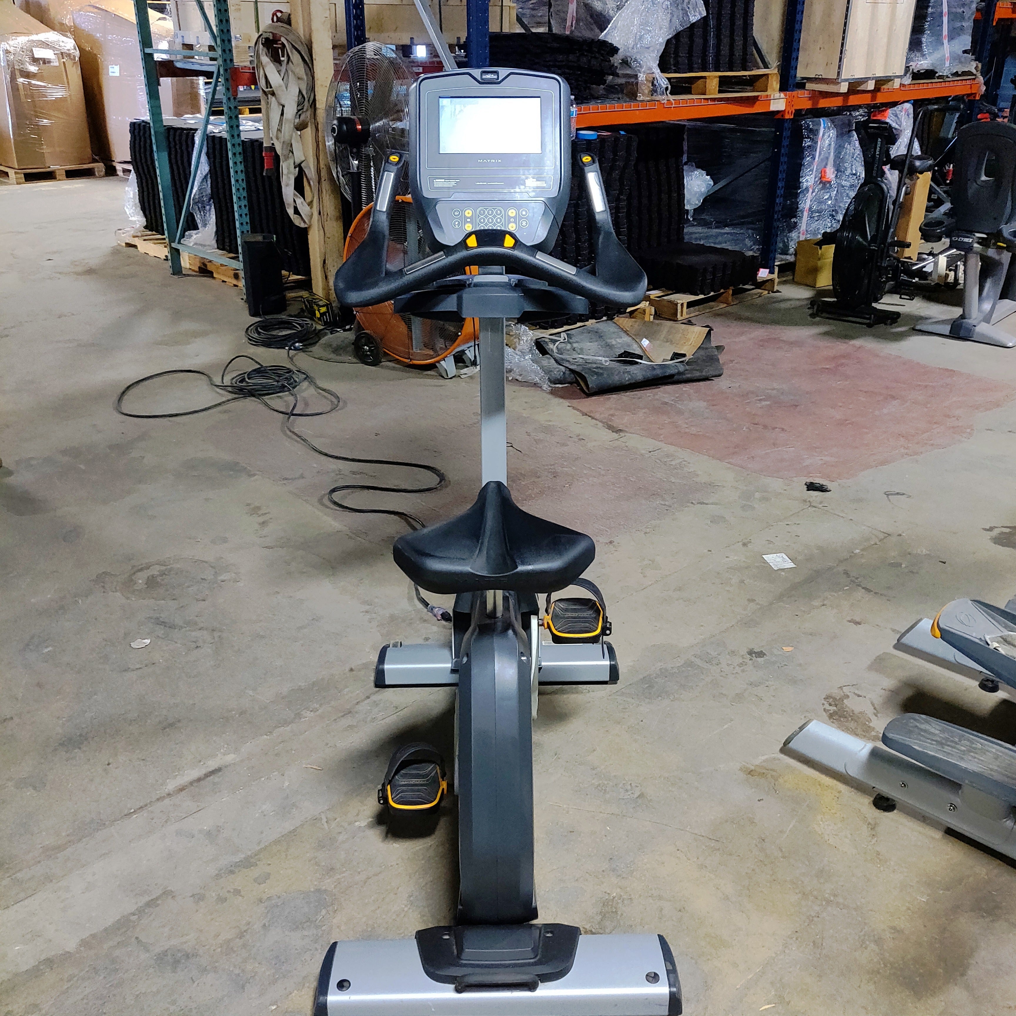 Matrix U7xi Upright Bike