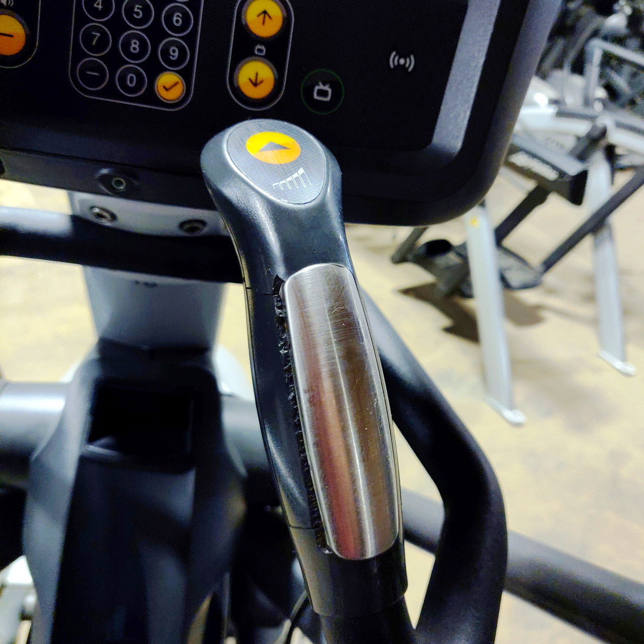 Matrix E5x Suspension Elliptical