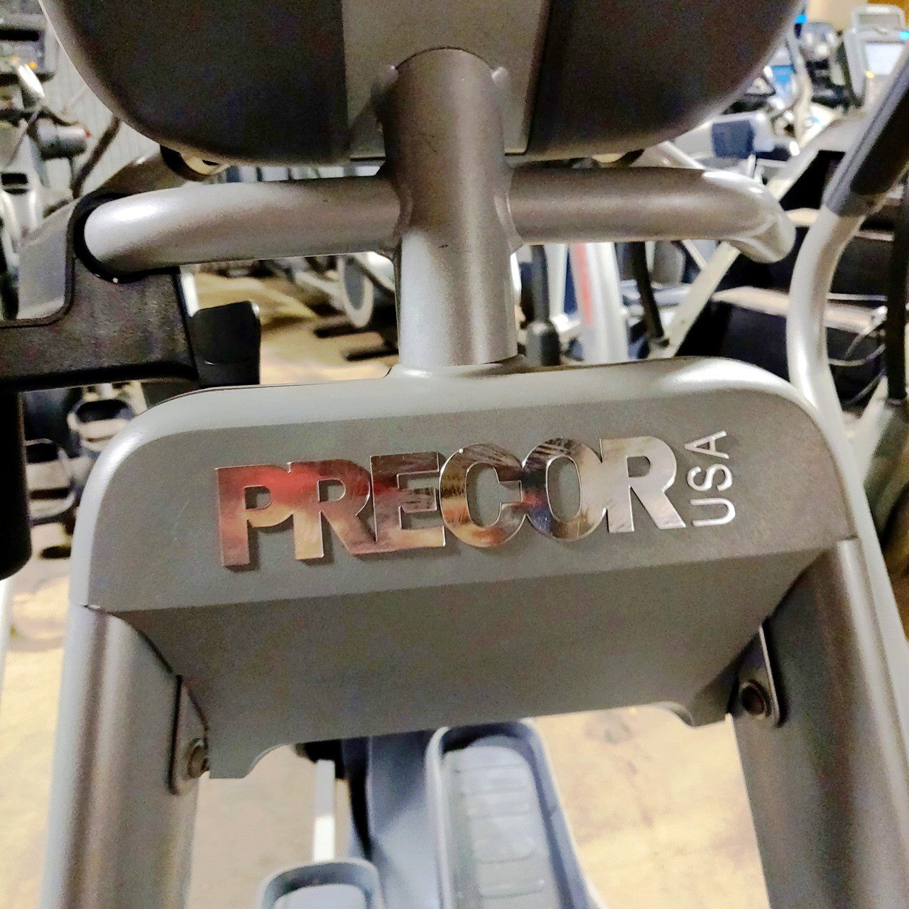 Precor EFX 556i Elliptical Cross-Trainer