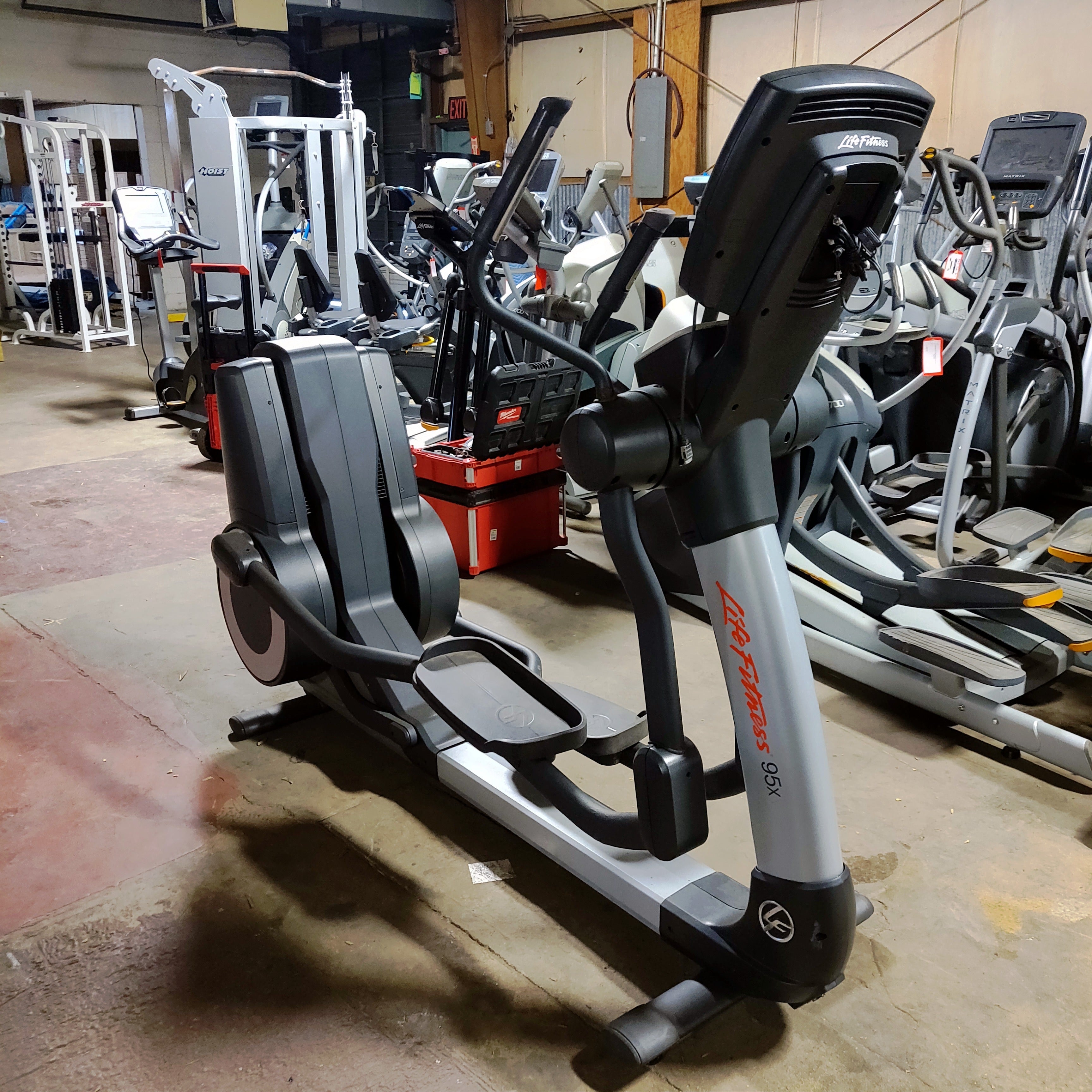 Life Fitness 95X Inspire Elliptical Cross-Trainer