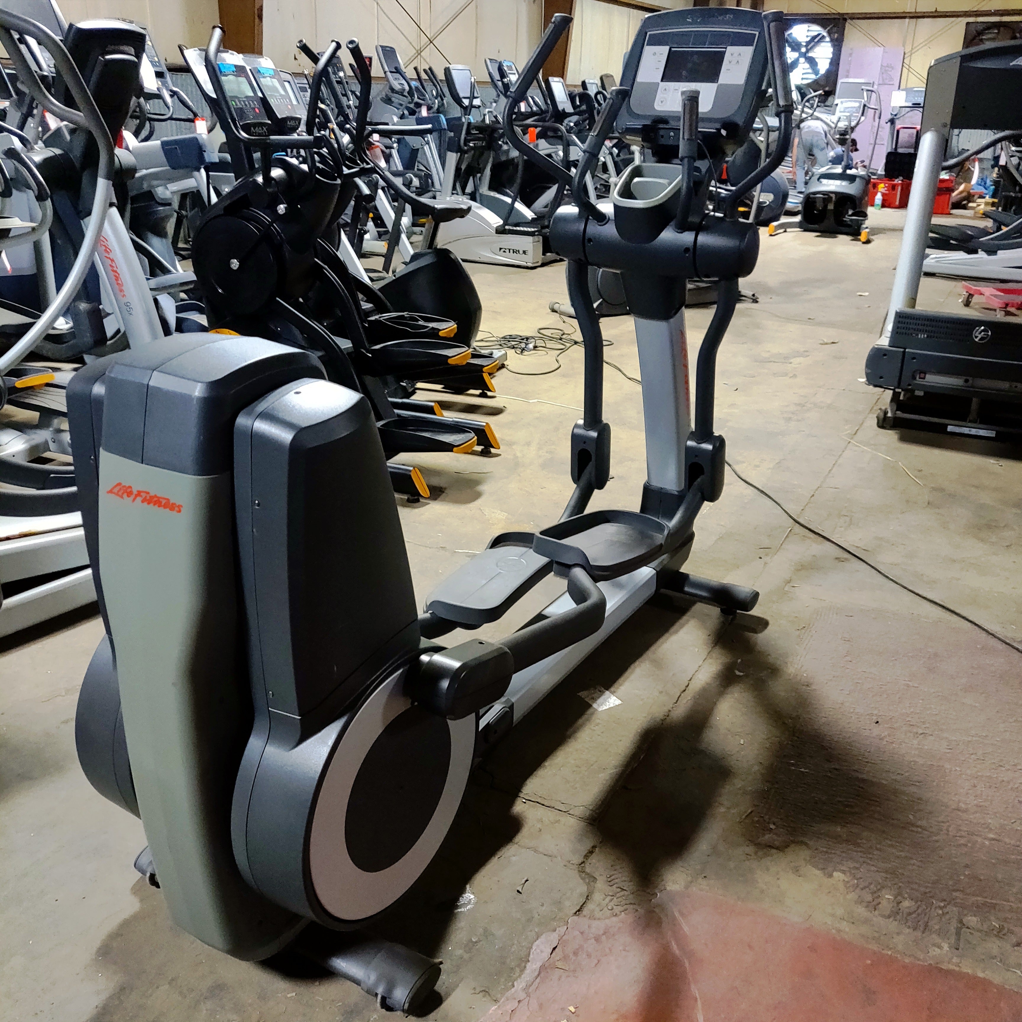 Life Fitness 95X Inspire Elliptical Cross-Trainer