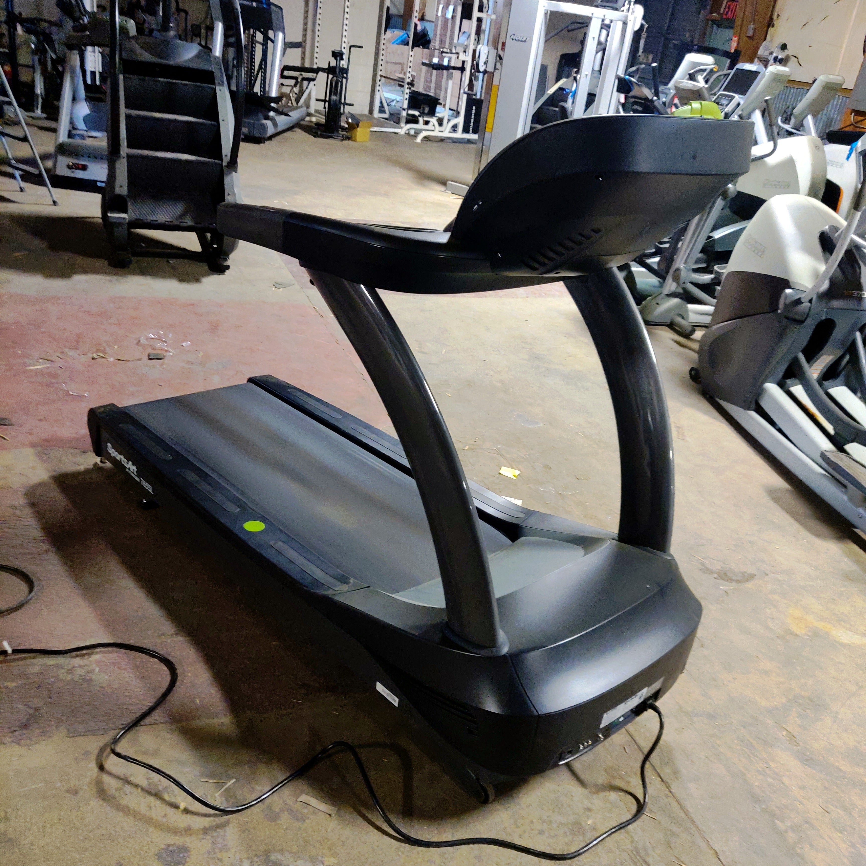 SportsArt T655L Treadmill with the Immersive SENZA Console