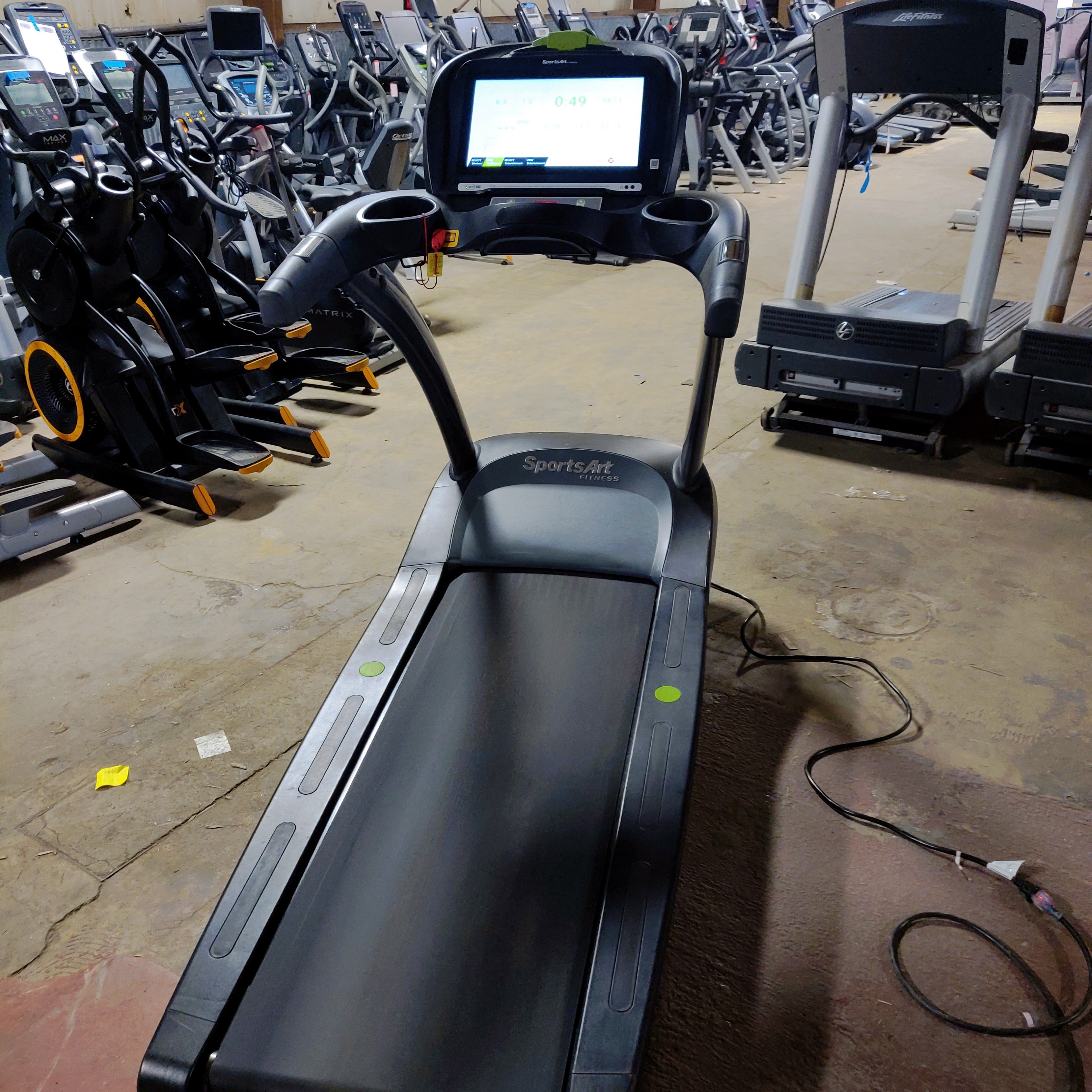 SportsArt T655L Treadmill with the Immersive SENZA Console